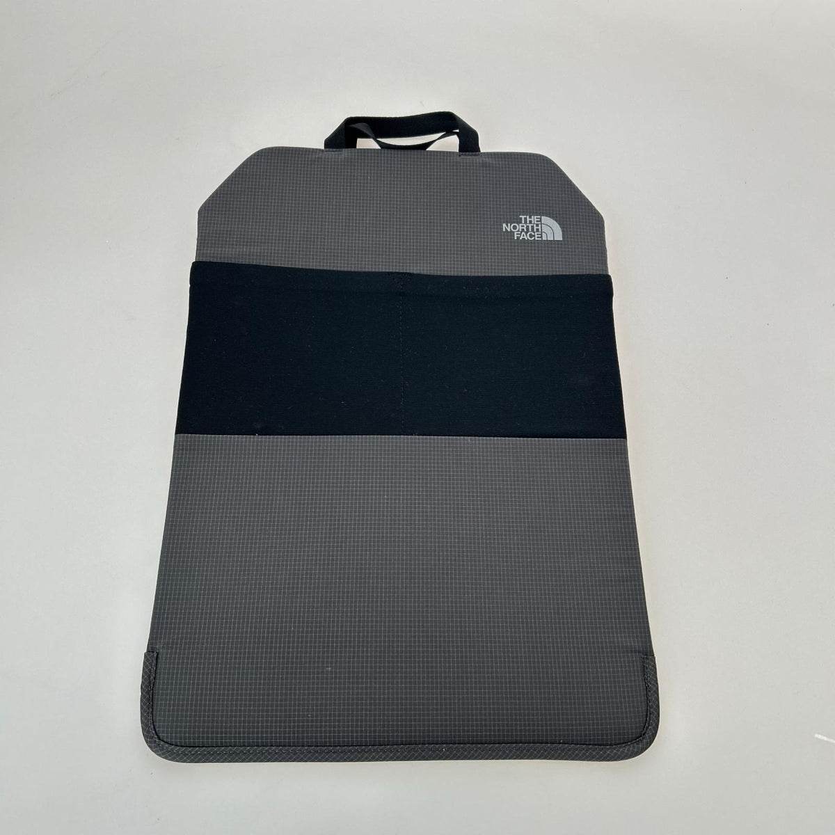 リュック・デイパック Hazy Day pack ﾍｲｼﾞｰﾃﾞｲﾊﾟｯｸ グレー