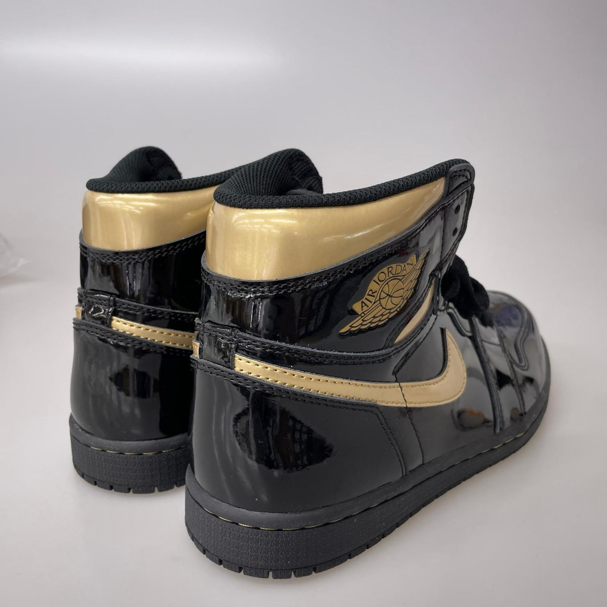 スニーカー AIR JORDAN 1 BLACK METALLIC GOLD 26.0cm 26cm (US8 UK7 1/2 EU42) ブラック