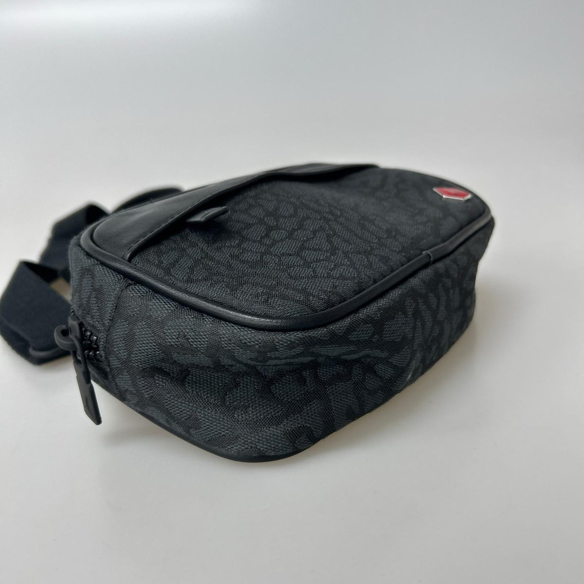 ショルダーバッグ Jordan Icon Camera Bag/ﾌﾞﾗｯｸ ブラック