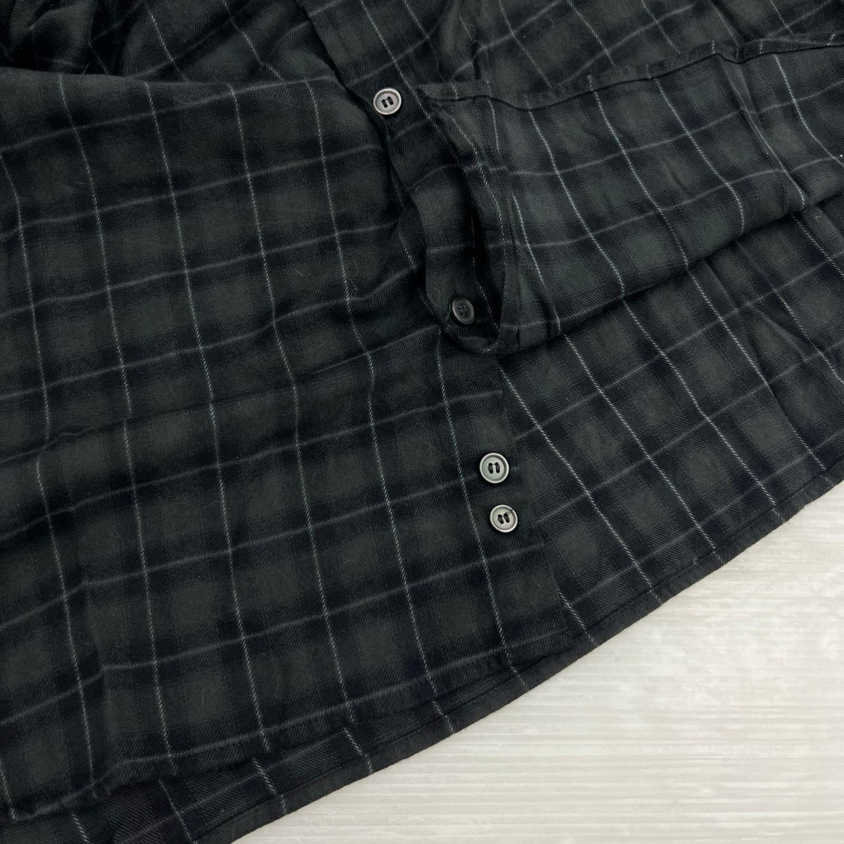 長袖シャツ DIESEL ﾌﾗﾝﾈﾙﾁｪｯｸﾌｰﾃﾞｨｼｬﾂ A16214 黒 (48) 48