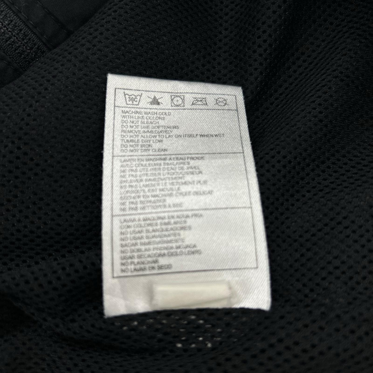 ジャケット NIKE ﾅｲﾛﾝｼﾞｬｹｯﾄ 黒 (XL) ブラック