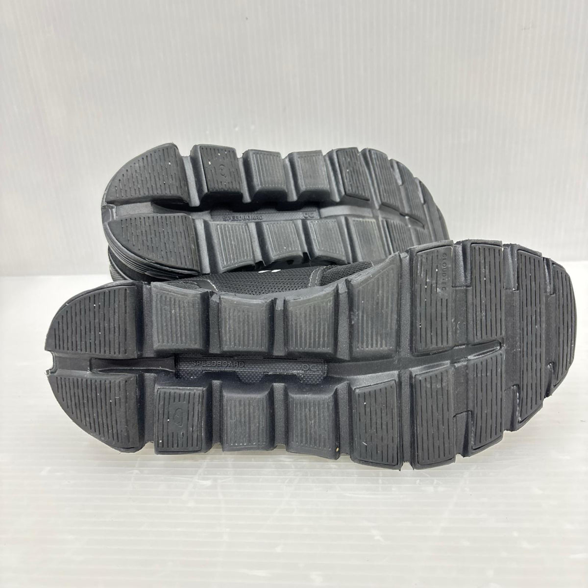 スニーカー On Cloud 6 BLK 23.5cm 23.5cm (US5 1/2 UK5 EU37)
