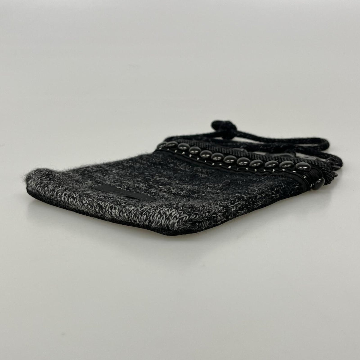 ショルダーバッグ 09AW　EARMUFF MANIAC期　スタッズポーチ ブラック