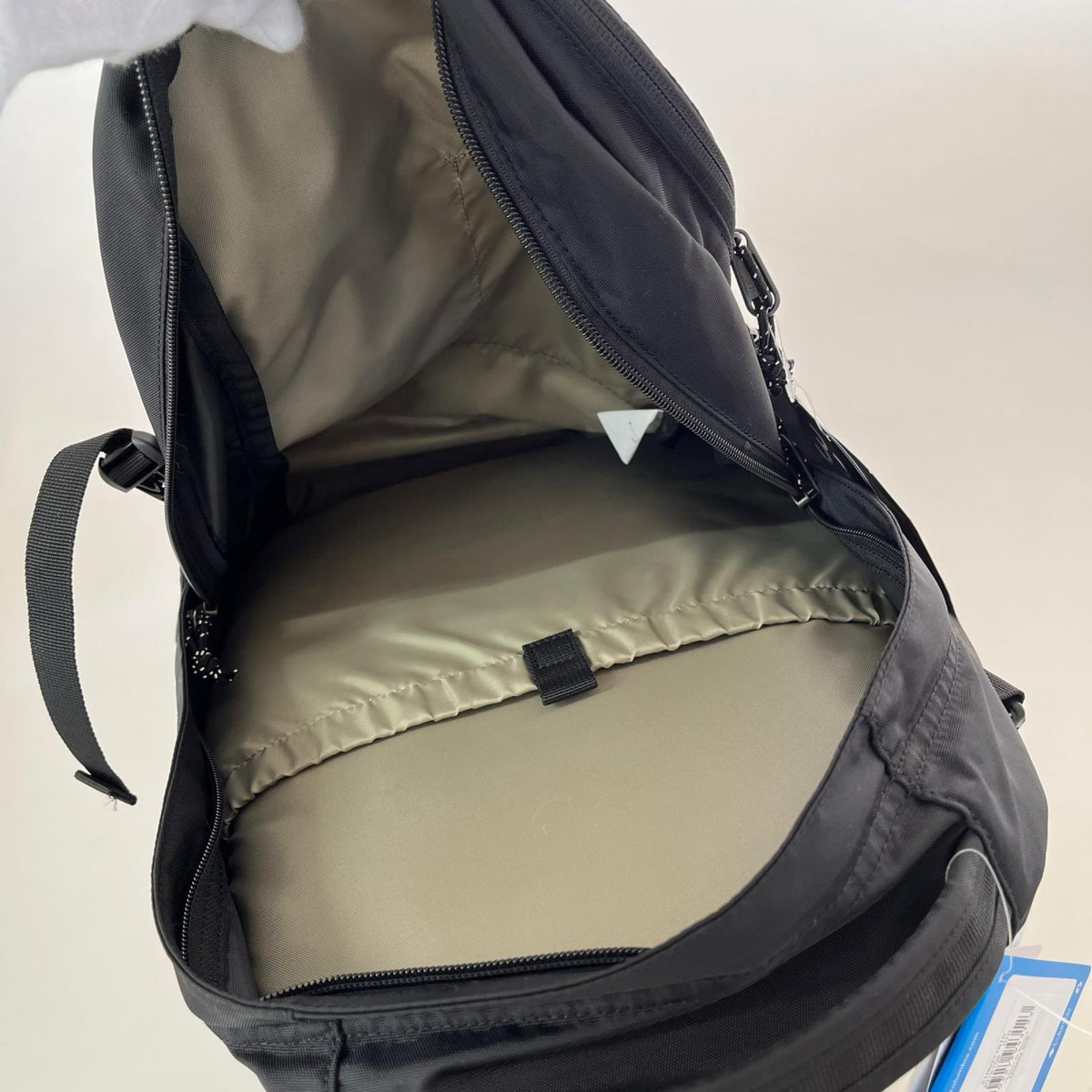 リュック・デイパック BACKPACK ﾊﾟﾅｼｰｱ ﾌﾞﾗｯｸ ブラック