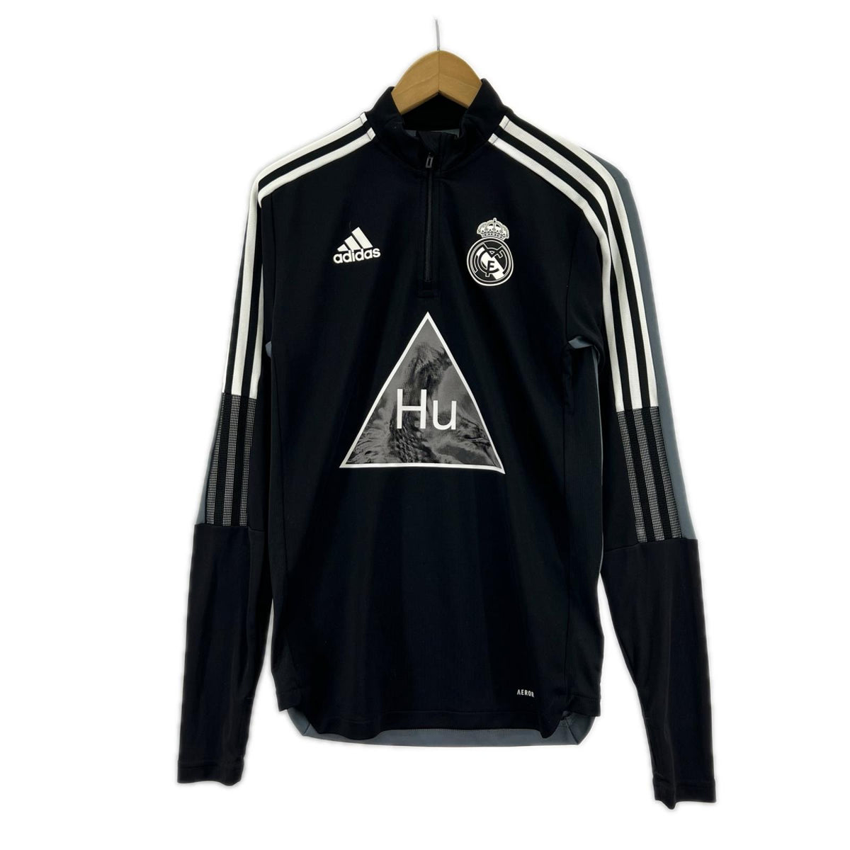 長袖Ｔシャツ adidas ﾚｱﾙﾏﾄﾞﾘｰﾄﾞ HUMAN RACE ﾄﾚｰﾆﾝｸﾞﾄｯﾌﾟ ブラック