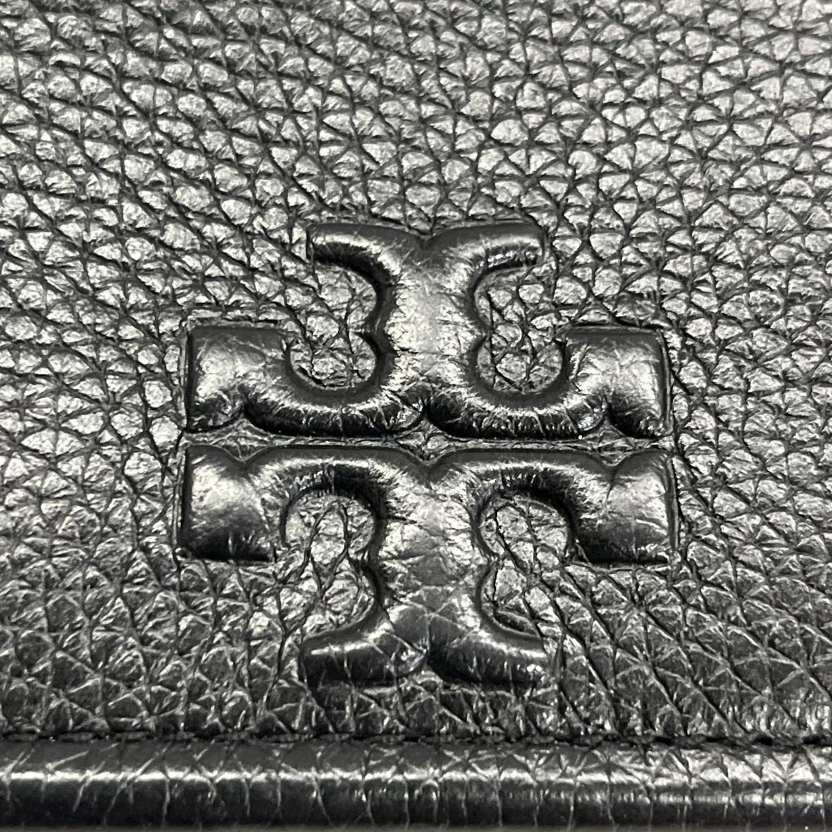 TORY BURCH ラウンドジップ 財布 黒