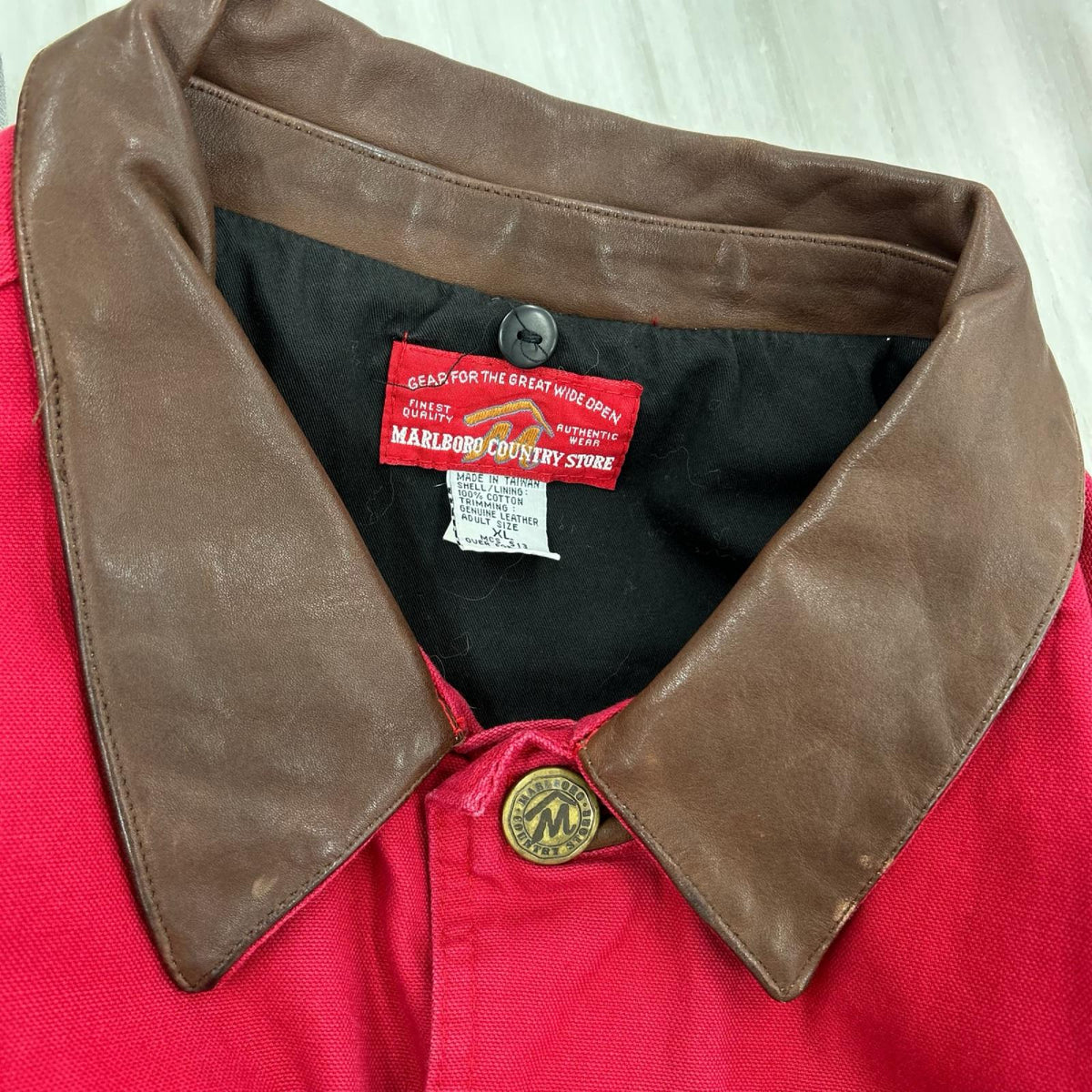 ジャケット 90s～ Marlboro 襟ﾚｻﾞｰ ﾊﾝﾃｨﾝｸﾞｼﾞｬｹｯﾄ 赤 (XL) レッド