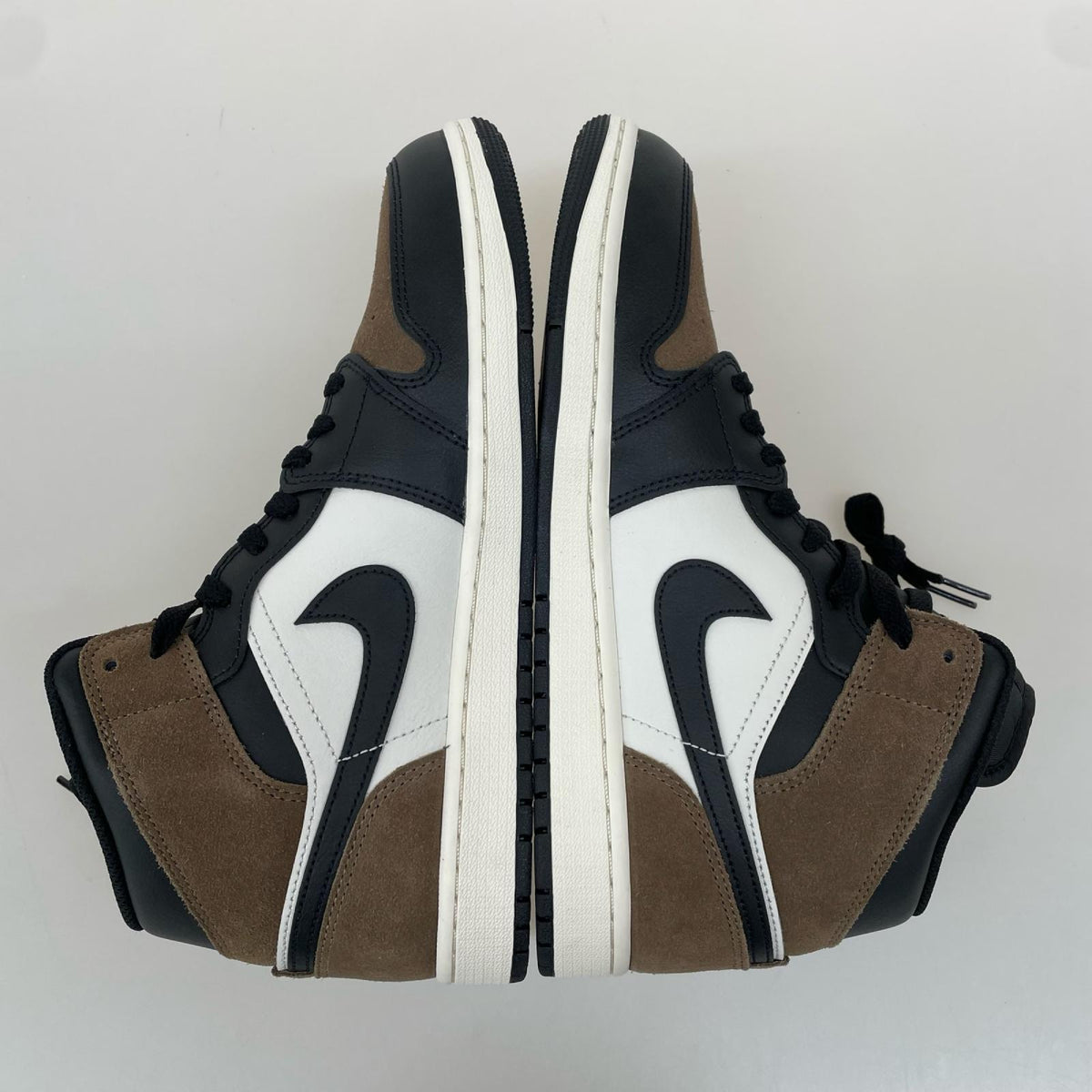 スニーカー Air Jordan 1 Mid Black/Palomino 28cm (US10 UK9 1/2 EU46)