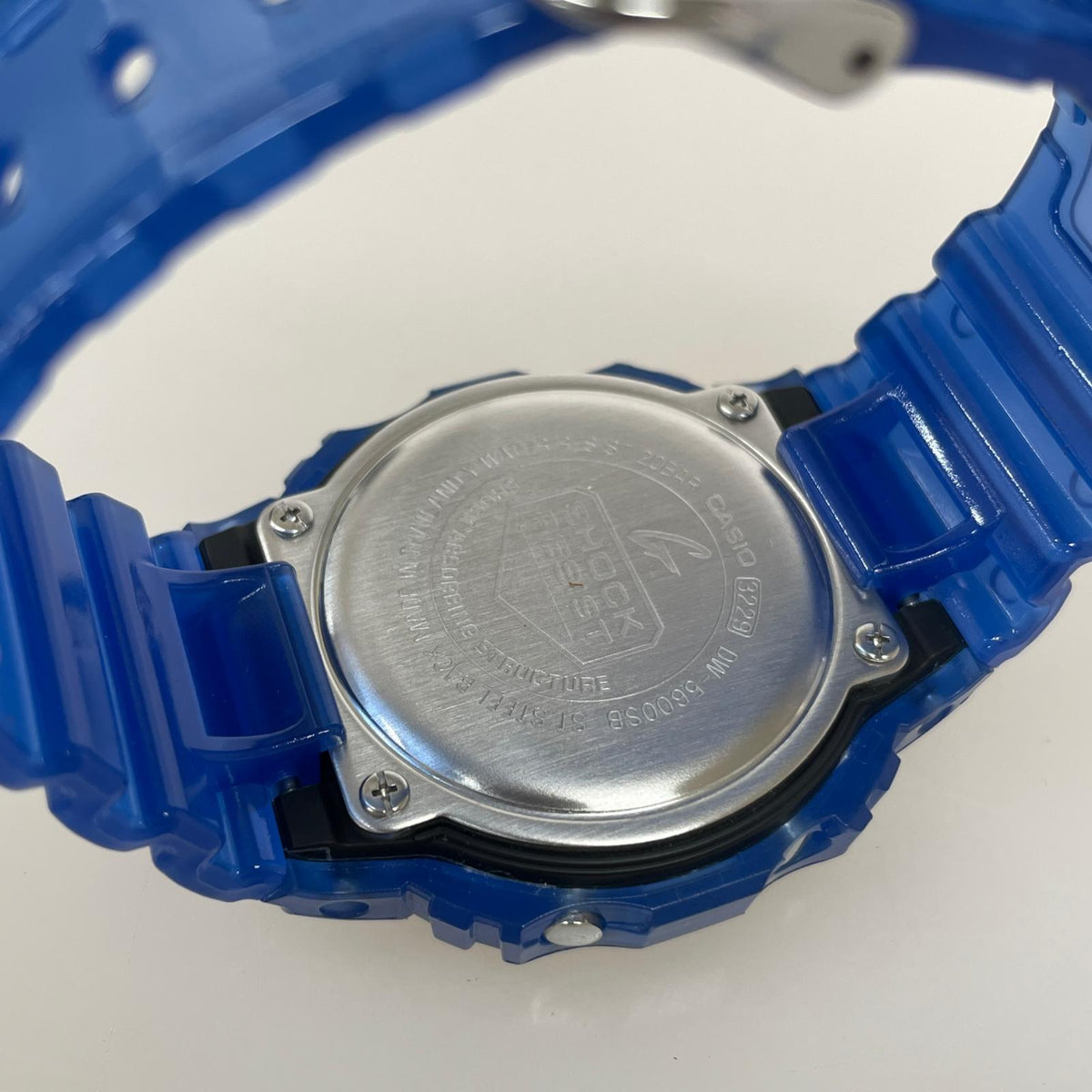 腕時計 DW-5600SB ブルー