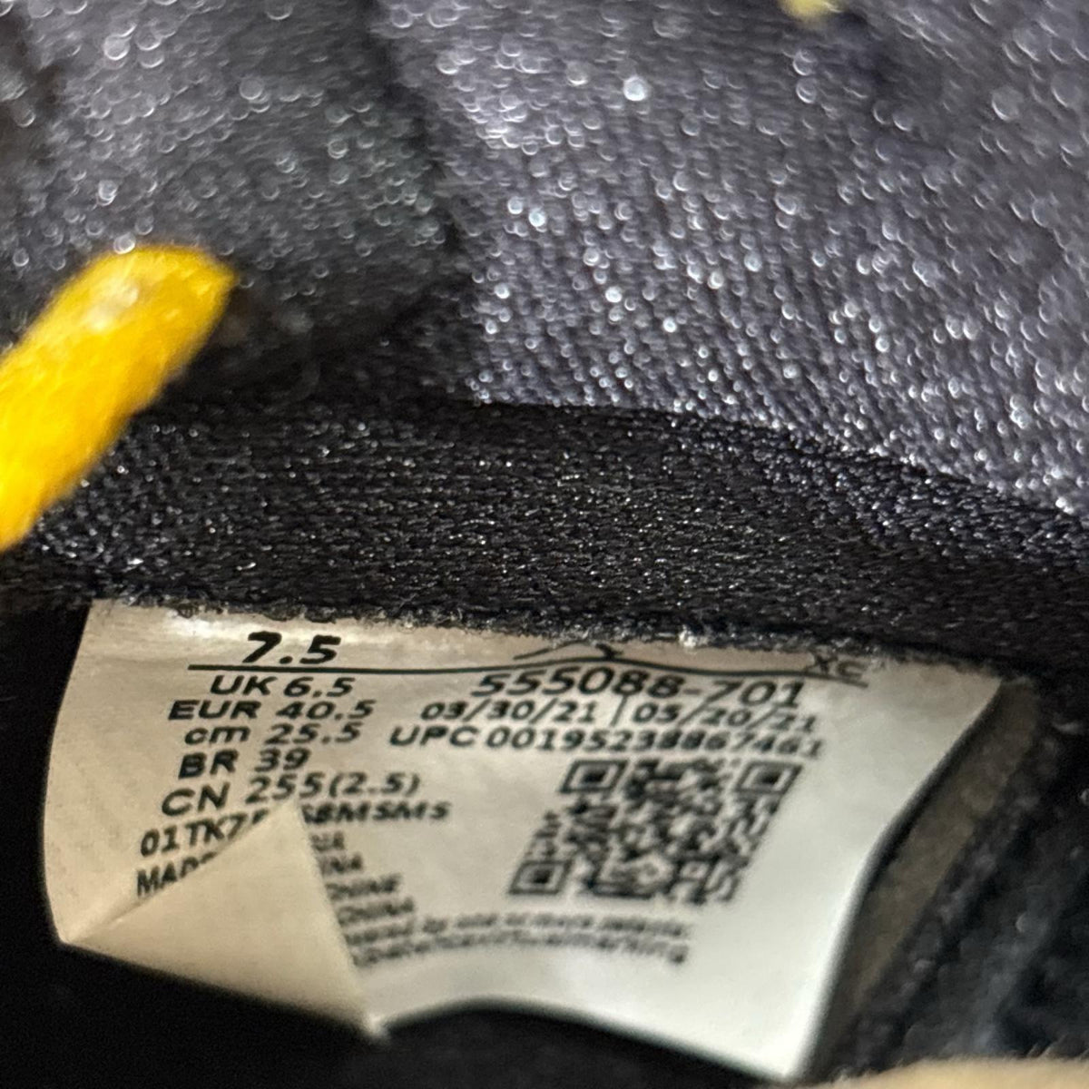 スニーカー Air Jordan 1 High OG "Pollen"(25.5cm) 25.5cm (US7 1/2 UK7 EU41) イエロー