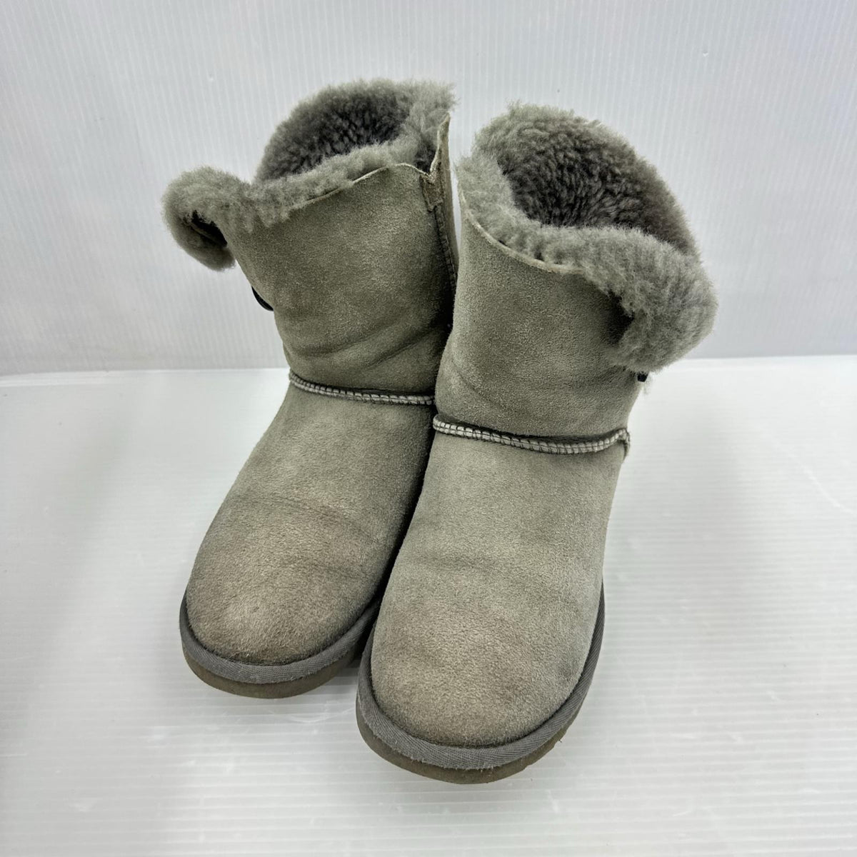 ブーツ ﾑｰﾄﾝﾌﾞｰﾂ GRY 23 23cm (US5 UK4 1/2 EU36)