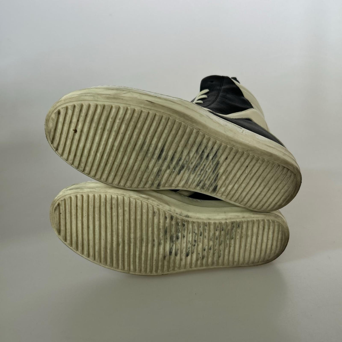 スニーカー Rick Owens GEOBASKET ｼﾞｵﾊﾞｽｹｯﾄ ﾊｲｶｯﾄｽﾆｰｶｰ 42.0 ﾌﾞﾗｯｸ×ﾎﾜｲﾄ 42 ブラック