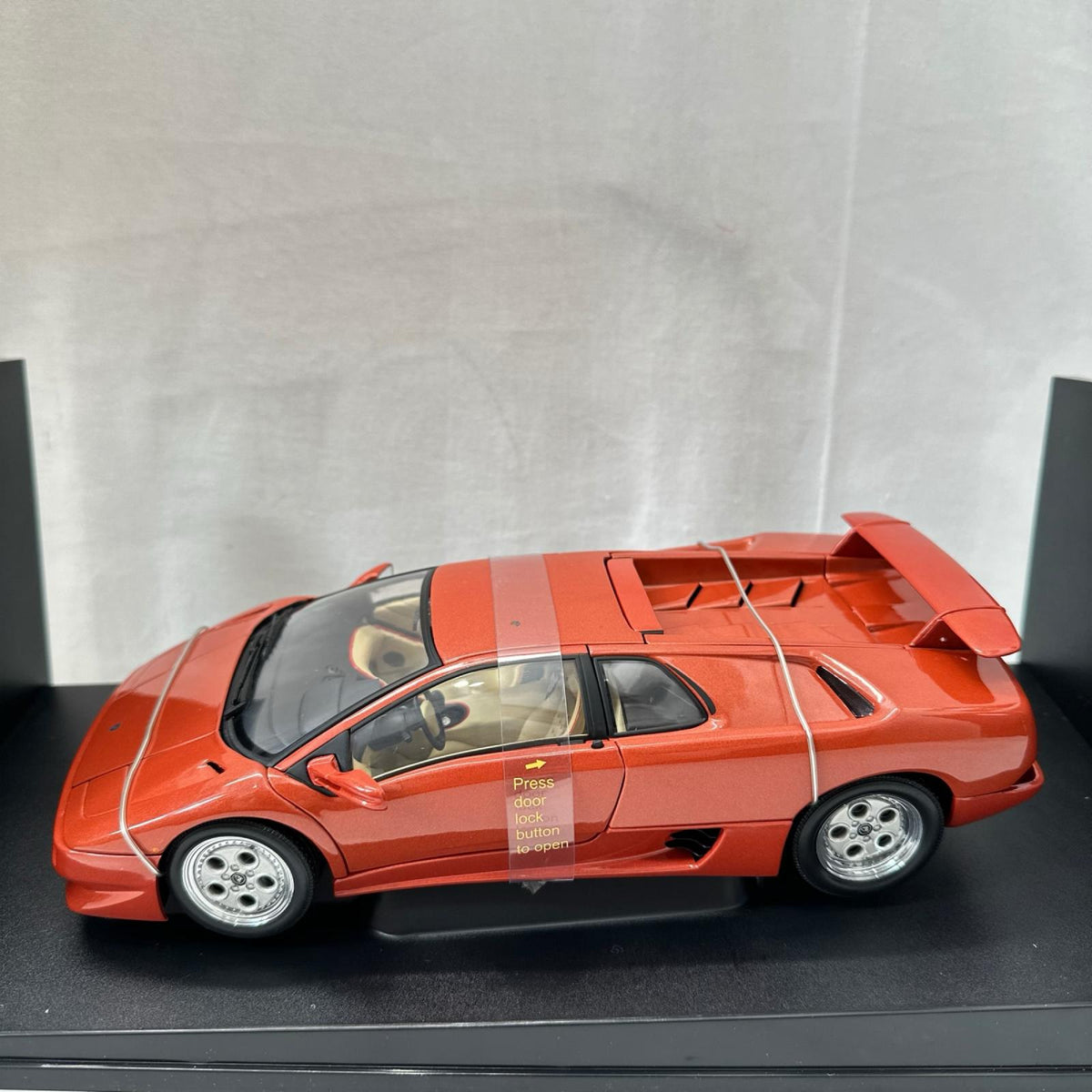 AUTOart ランボルギーニ ディアブロ AUTOart スケールカー