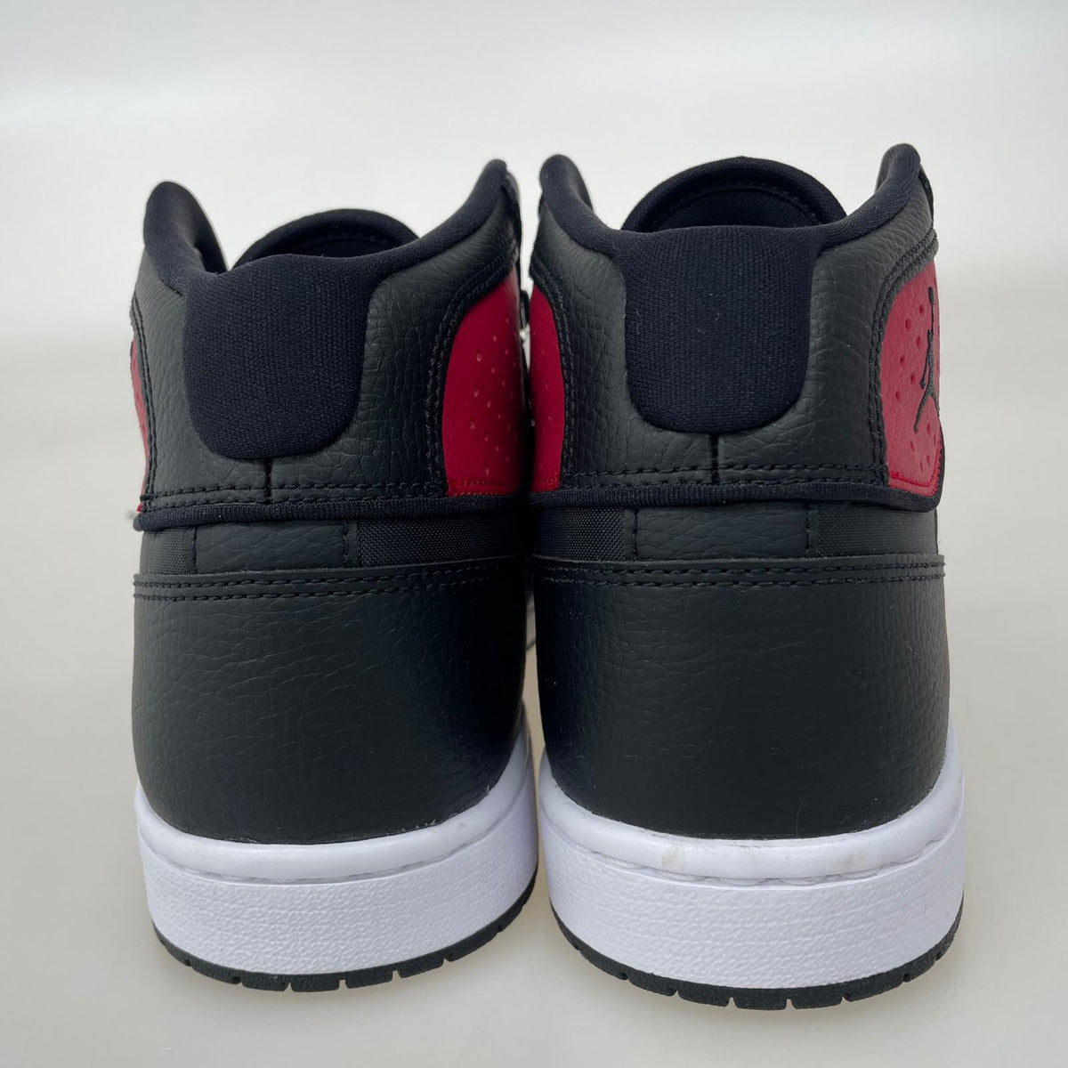 スニーカー Jordan Access (27.5cm) ﾌﾞﾗｯｸ/ﾎﾜｲﾄ/ﾚｯﾄﾞ 27.5cm (US9 1/2 UK9 EU45)