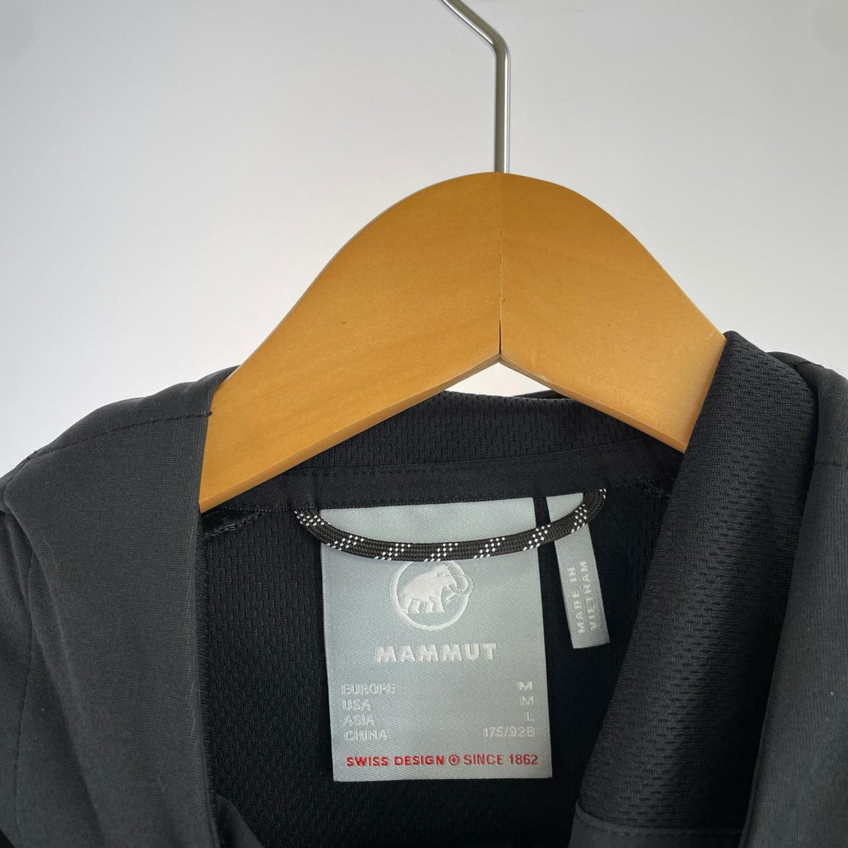 パーカー Ultimate VIII SO Hooded Jacket 黒 (M) M ブラック