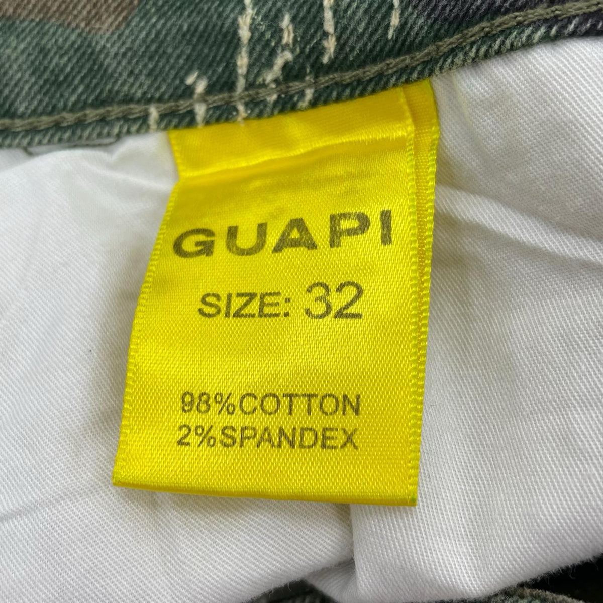 パンツ GUAPI ﾗｲﾝｽﾄｰﾝｽﾀｯｽﾞ ｶﾓ柄 ﾌﾚｱﾊﾟﾝﾂ 32 ブラウン
