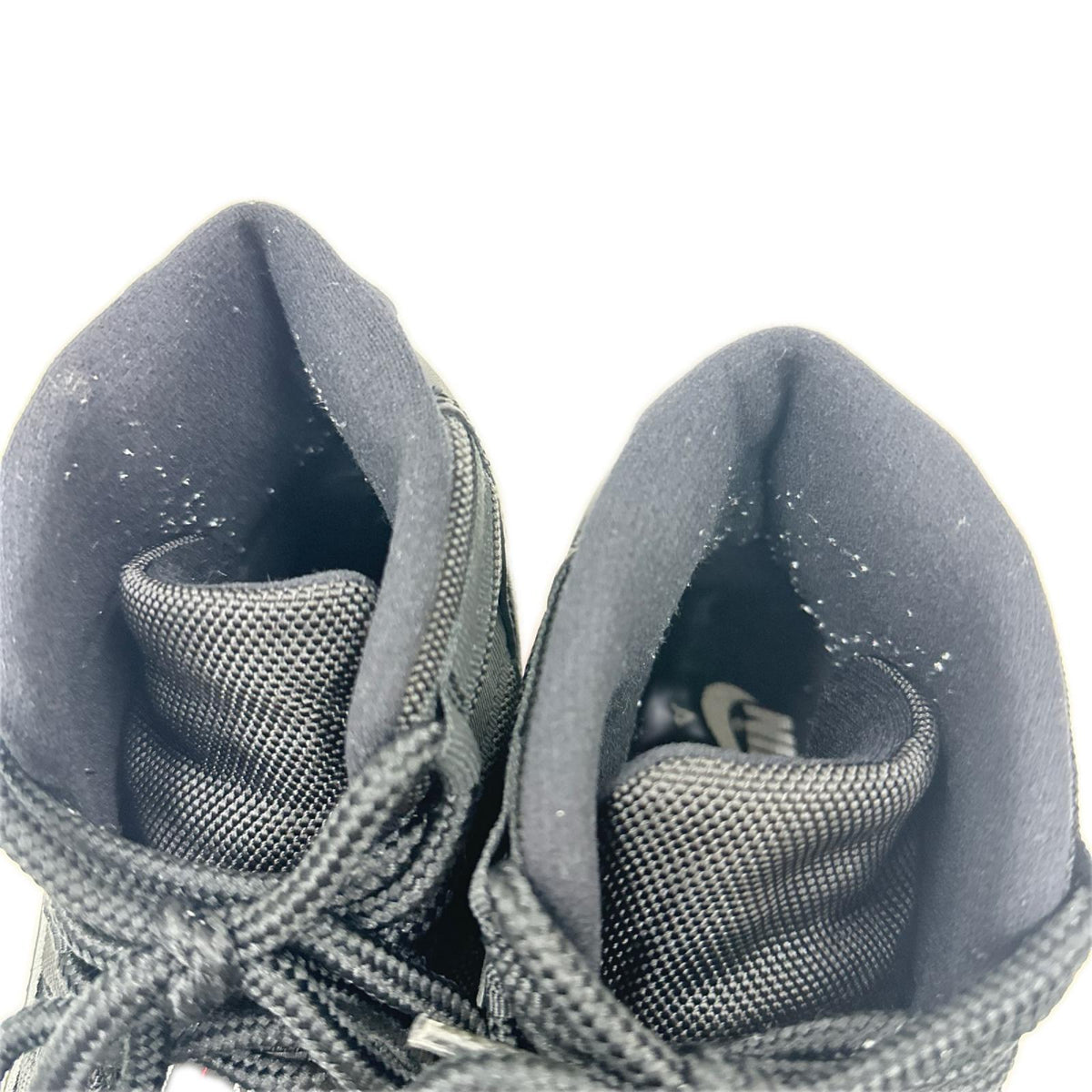 シューズ AIR JORDAN 11 RETRO BLK 26