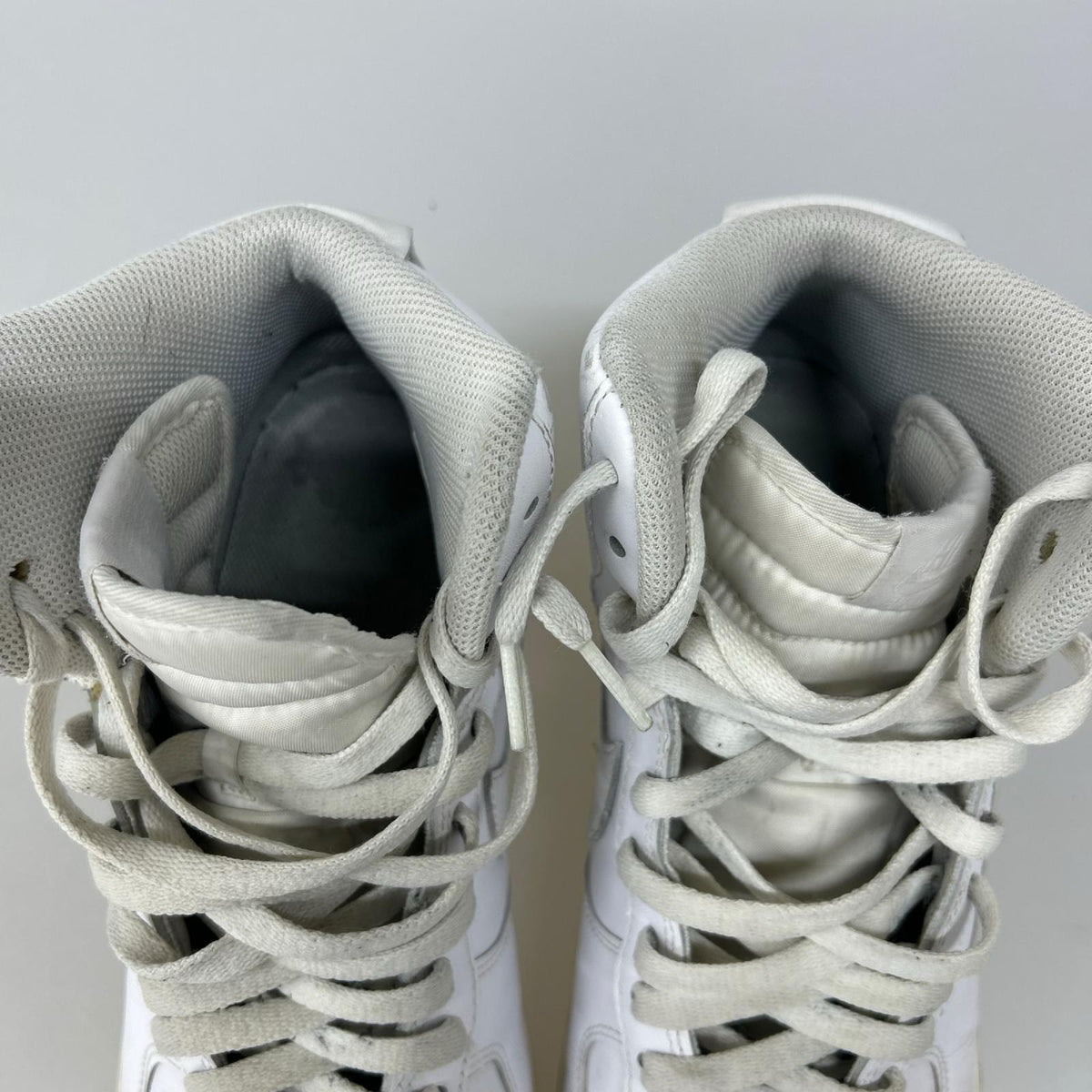 スニーカー AIR FORCE 1 HIGH 07 白 (28.5㎝) 28.5cm (US10 1/2 UK10 EU47) ホワイト