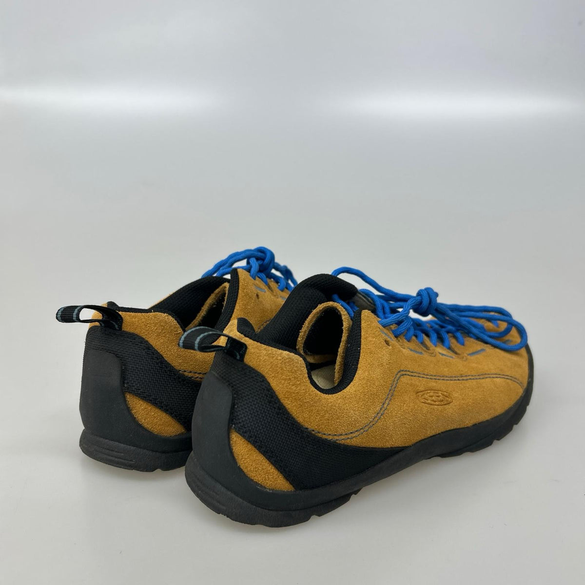 スニーカー KEEN JASPER 1002661 茶 (27) 27cm (US9 UK8 1/2 EU44)