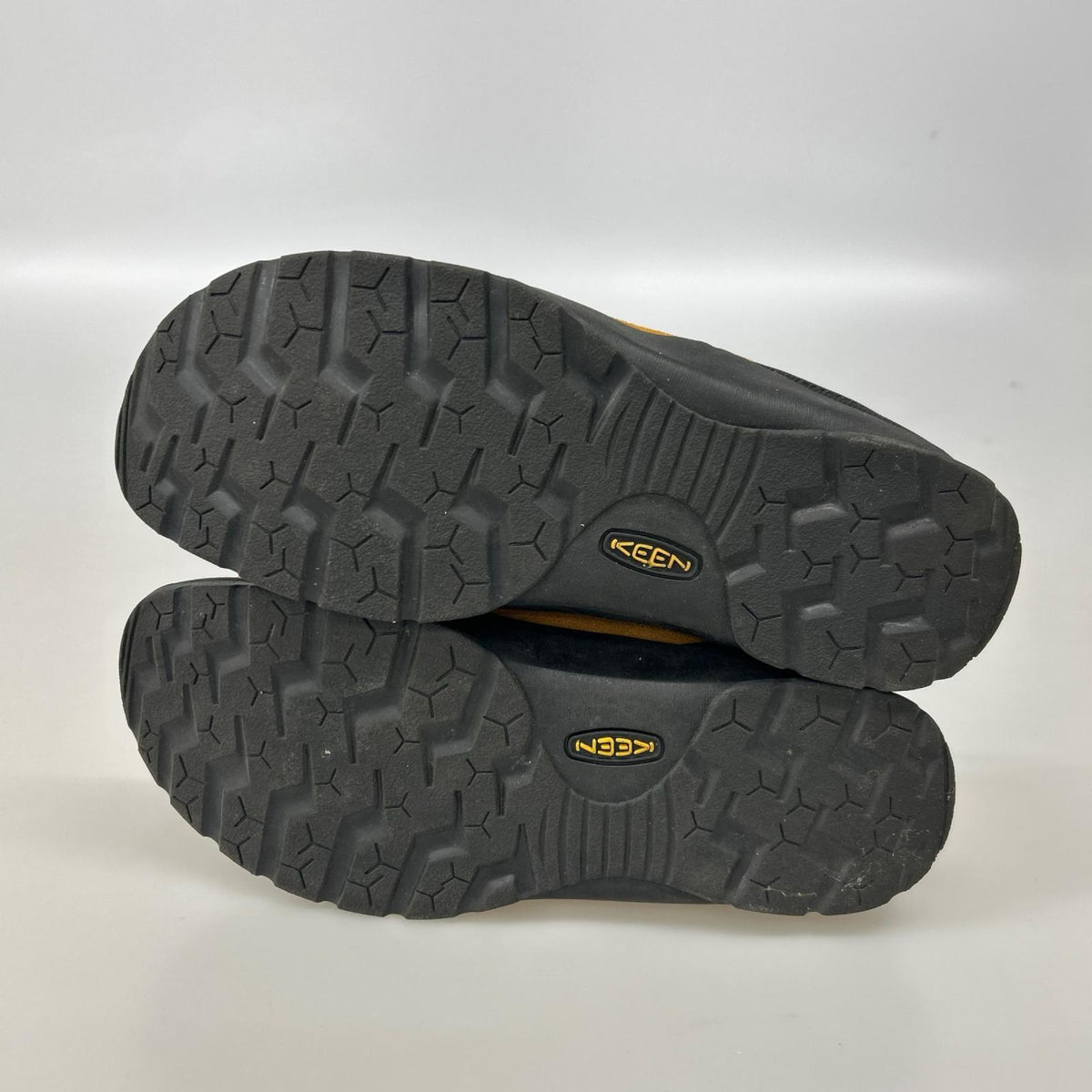 スニーカー KEEN JASPER 1002661 茶 (27) 27cm (US9 UK8 1/2 EU44)