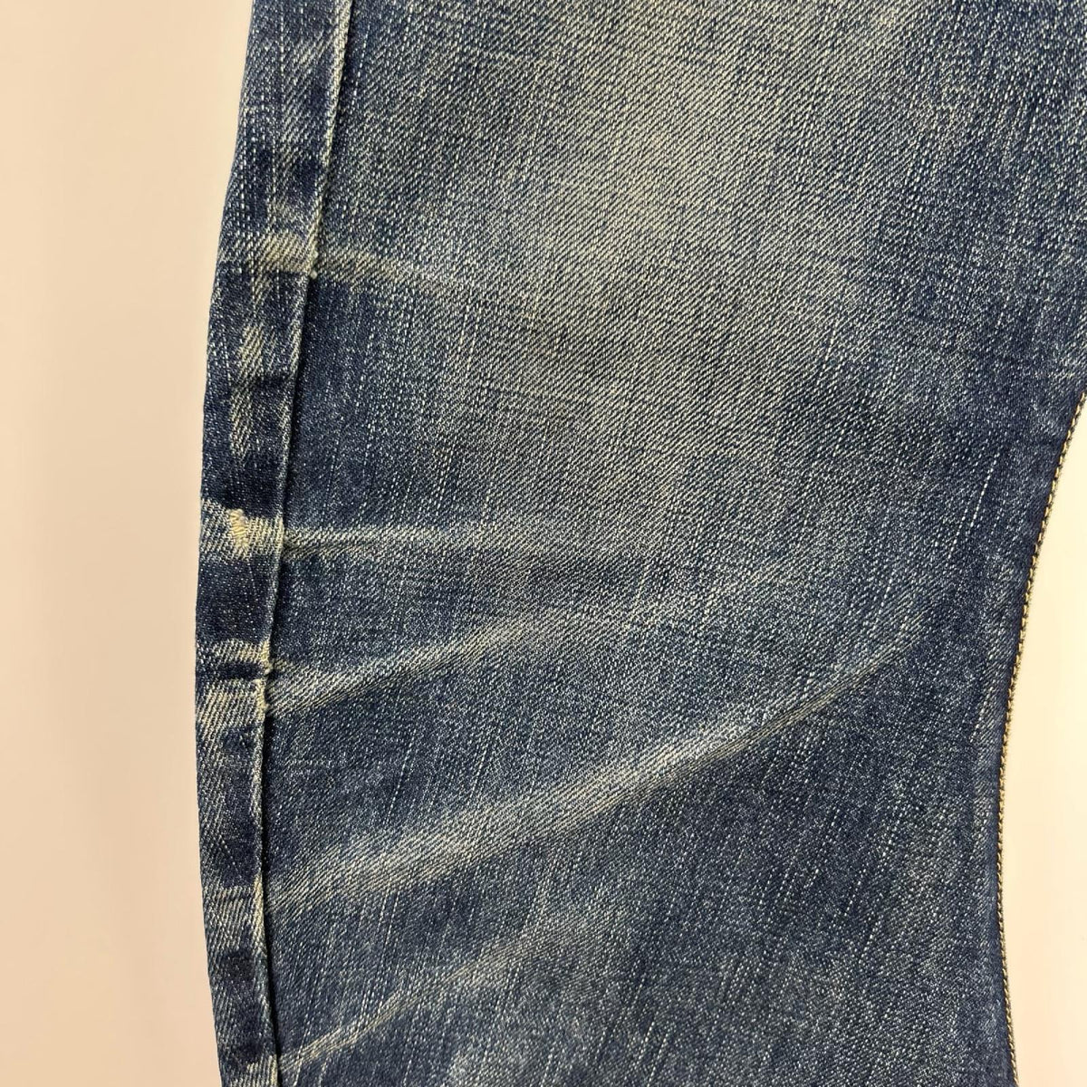 デニムパンツ 立体裁断 W32