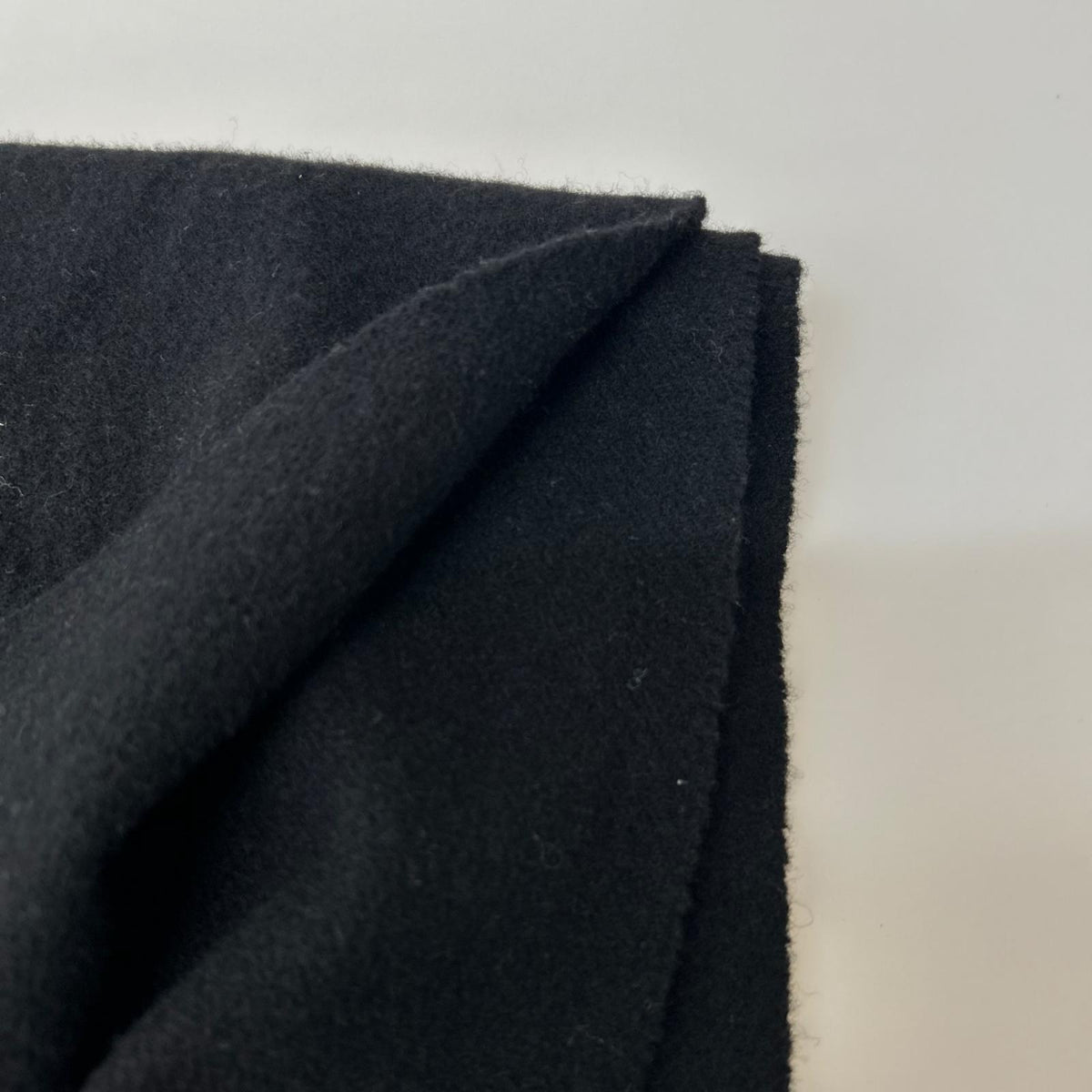 その他アクセサリー Acne Studios 大判ｽﾄｰﾙﾏﾌﾗｰ 黒 ブラック
