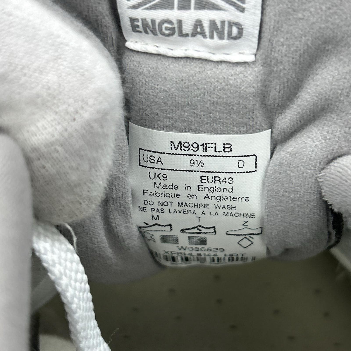スニーカー NEW BALANCE M991FLB ｽﾀｰﾎﾜｲﾄ (UK9) グレー