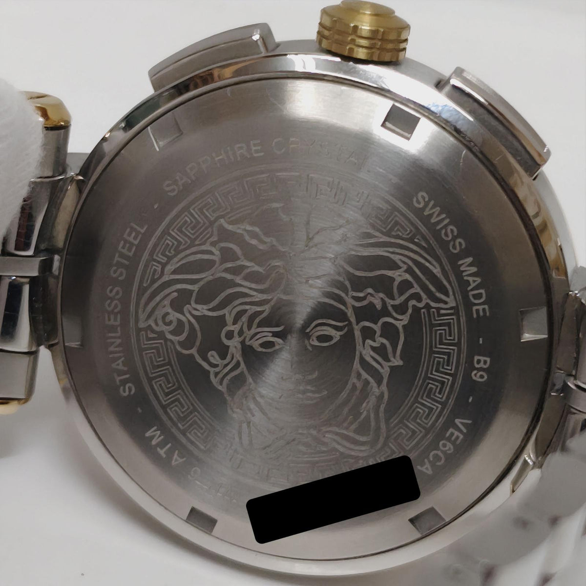 ｳﾞｪﾙｻｰﾁｪ/ｱｲｵﾝ ｸﾛﾉｸﾞﾗﾌ ﾃﾞｲﾄ/VE6CA/電池交換済み メンズQZ VE6CA 　ヴェルサーチェ/VERSACE/ベルサーチ 腕時計