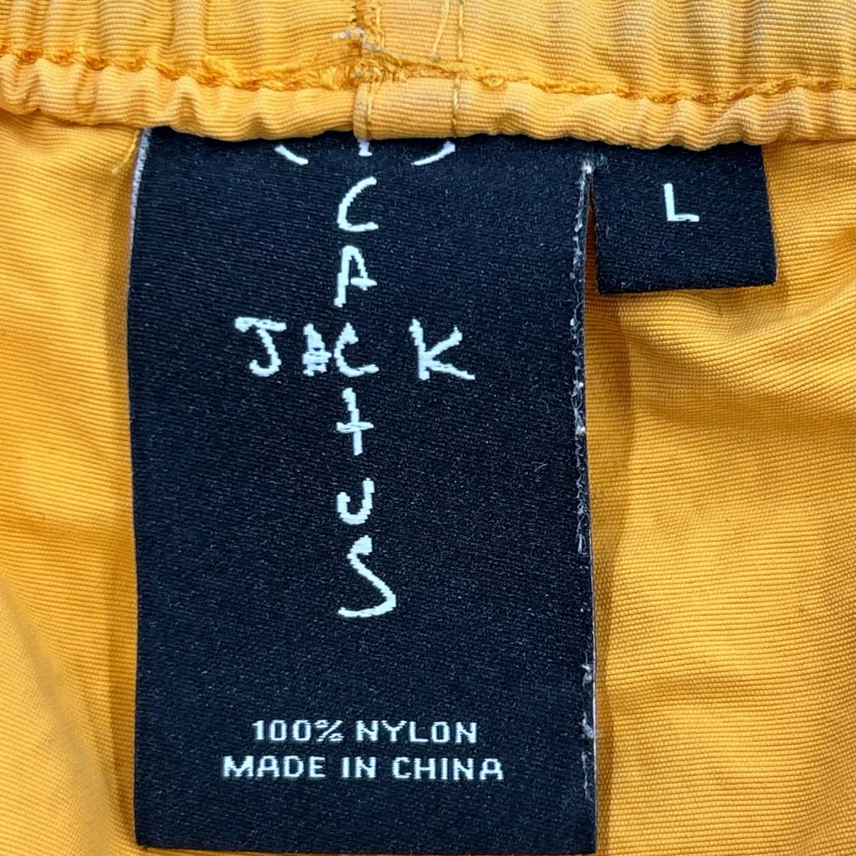 ショートパンツ Cactus Jack Trails Path Nylon Shorts L 黄金 L