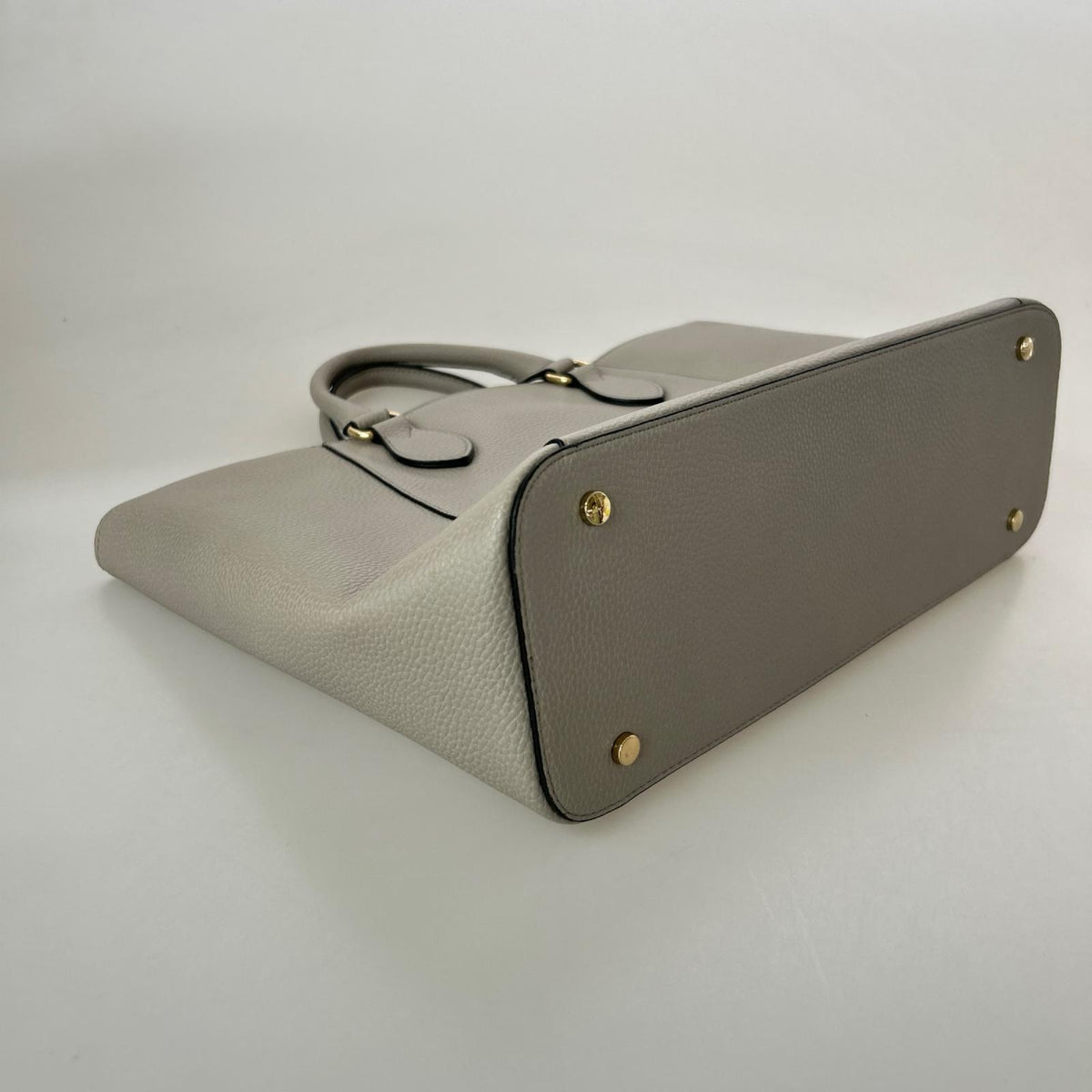 トートバッグ SuperGroupies 織田作之助ﾓﾃﾞﾙﾄｰﾄﾊﾞｯｸﾞ 文豪ｽﾄﾚｲﾄﾞｯﾄﾞｸｽ 黒の時代 ｸﾞﾚｰ