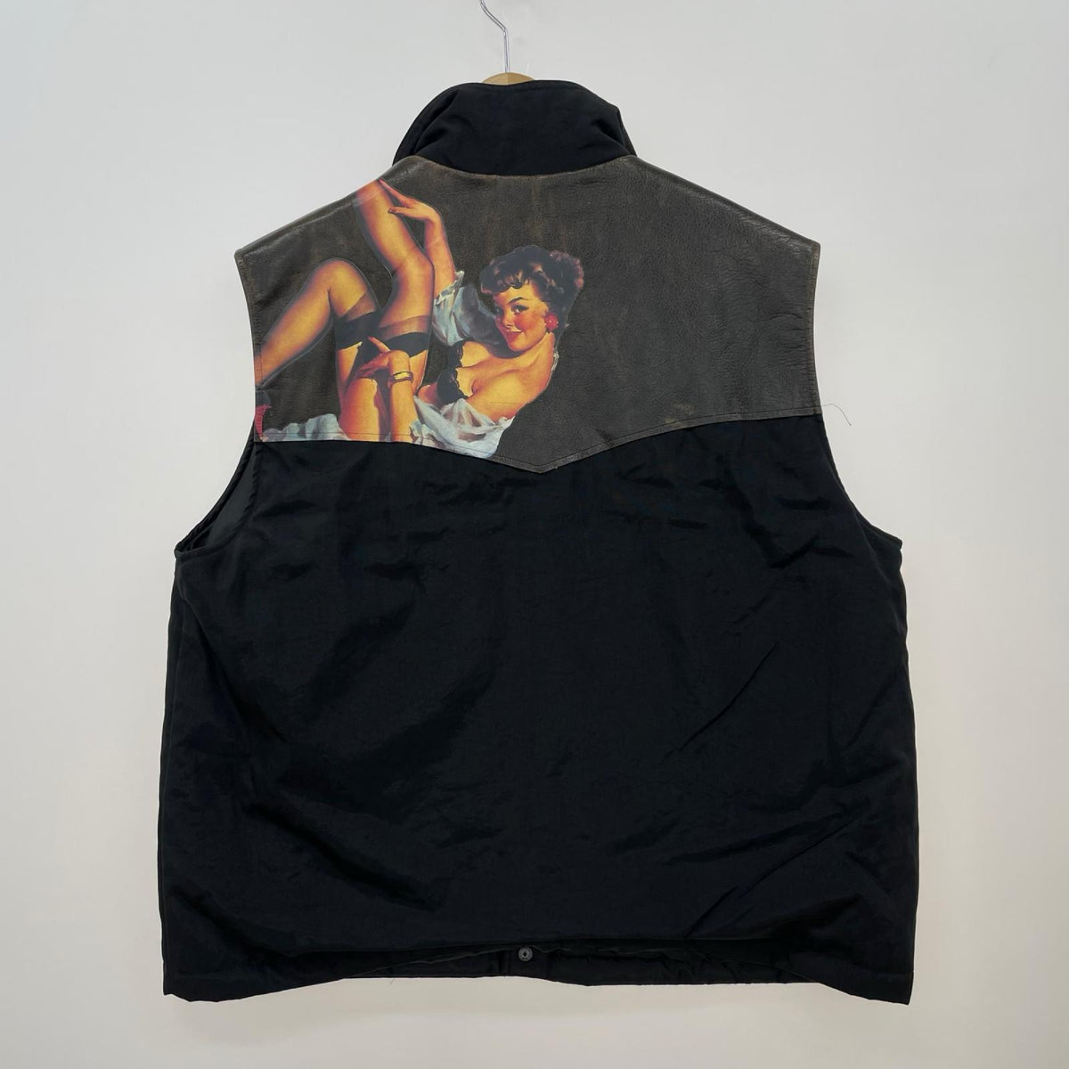 長袖シャツ 20aw pinup girl nylon vest ブラック