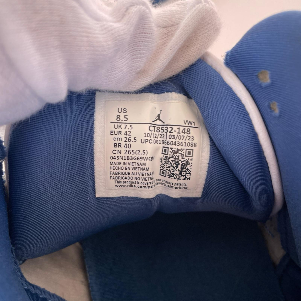 スニーカー AIR JORDAN 3 RETRO WIZARDS TRUE BLUE 26.5cm (US8 1/2 UK8 EU43) ホワイト