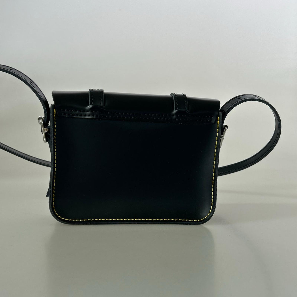 ショルダーバッグ ７インチ サッチェルバッグ BLK ブラック