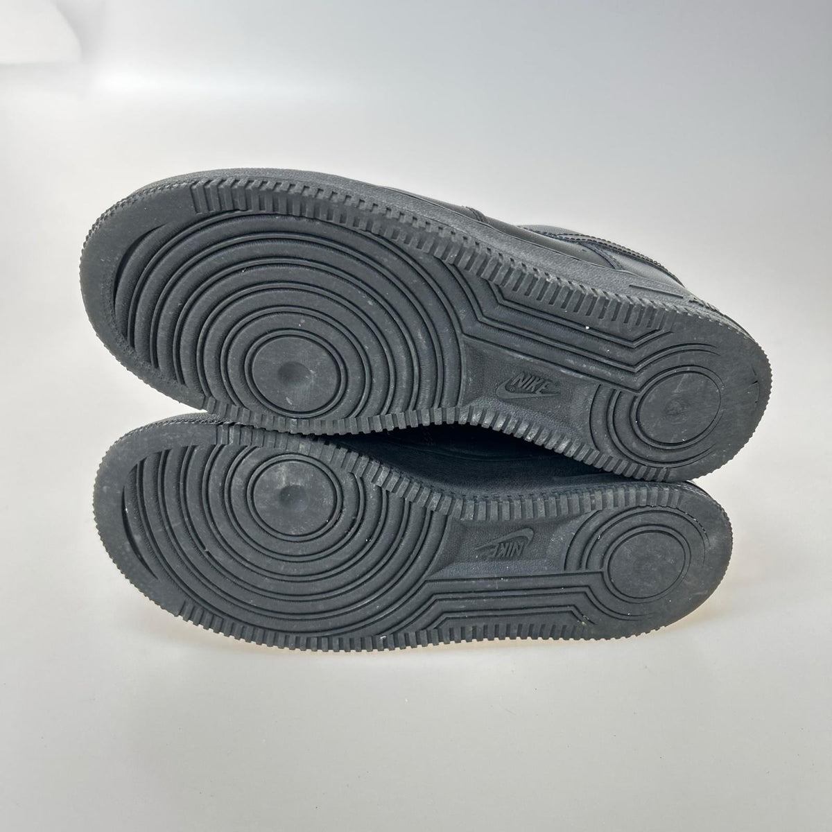 スニーカー AIR FORCE 1 26.0cm 26cm (US8 UK7 1/2 EU42) ブラック