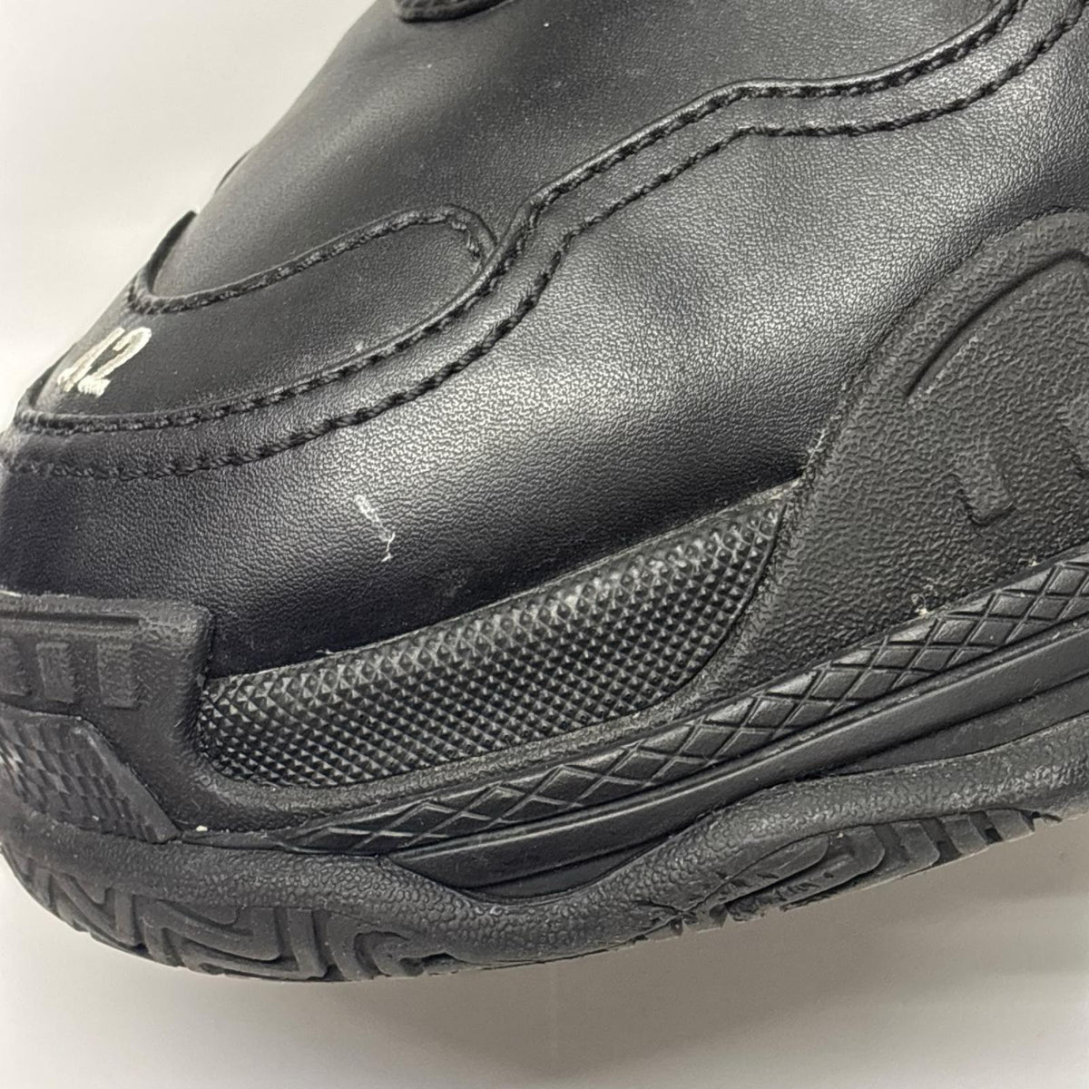 Triple S Trainers ﾌﾞﾗｯｸ (42)