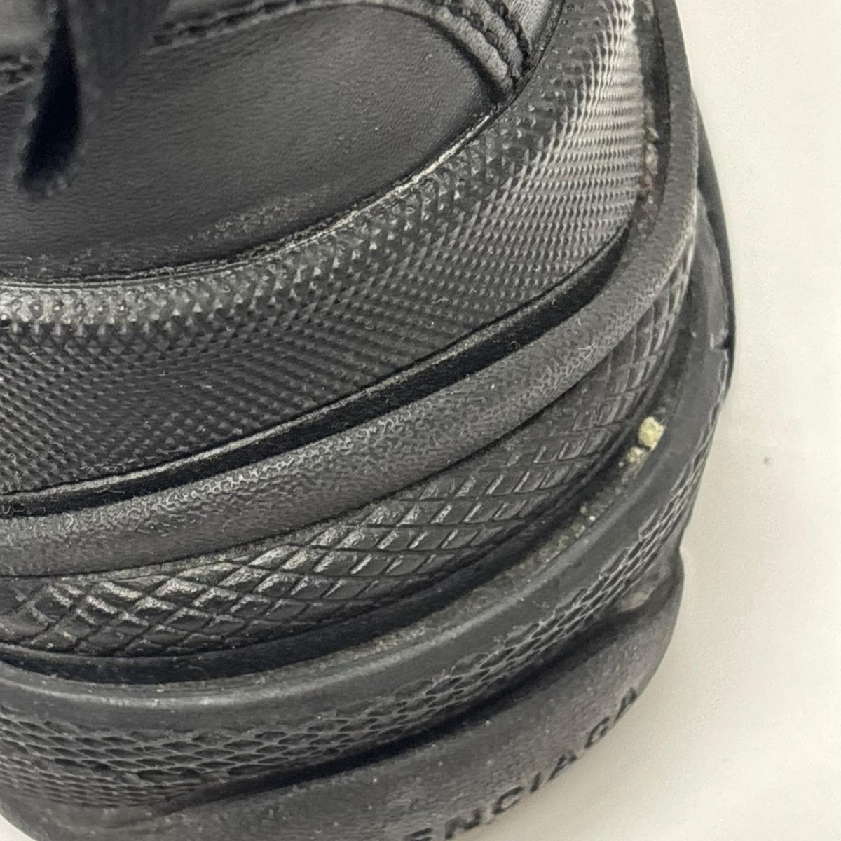 Triple S Trainers ﾌﾞﾗｯｸ (42)