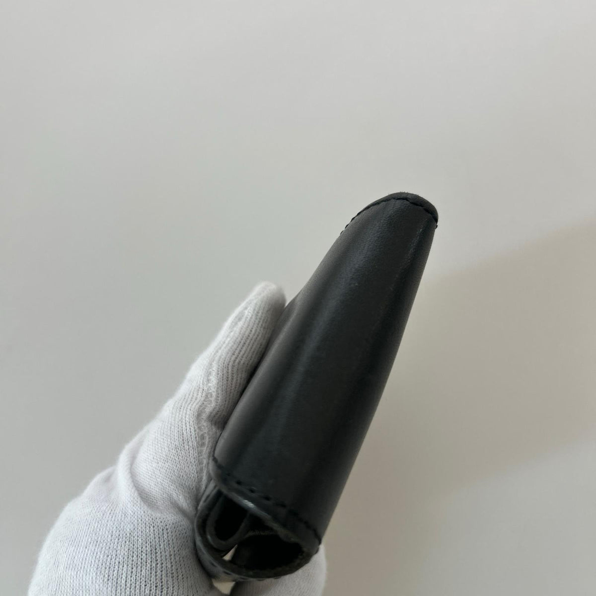 コンパクトウォレット 使用感 ブラック