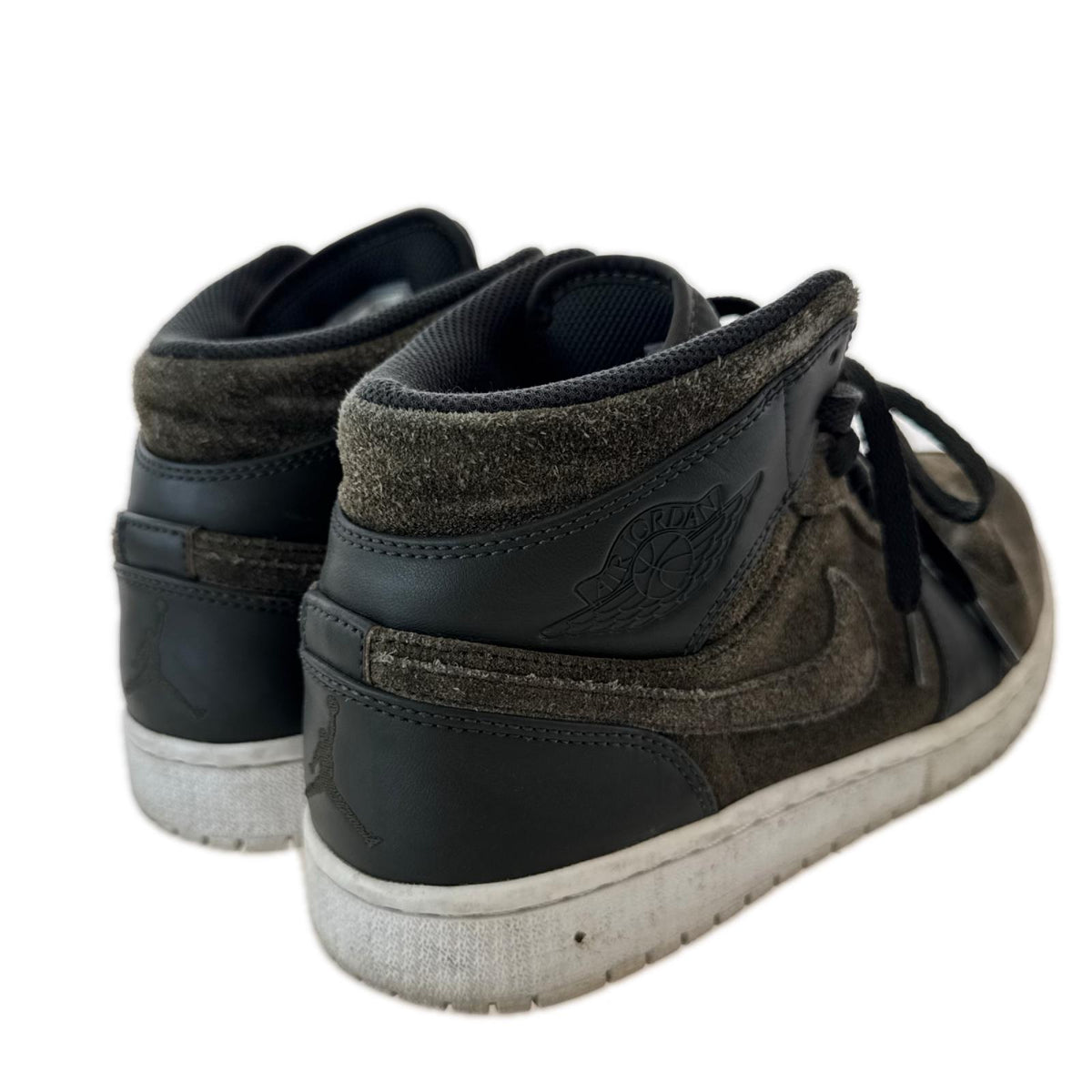 スニーカー AIR JORDAN 1 MID 27.0cm 27cm (US9 UK8 1/2 EU44) グリーン