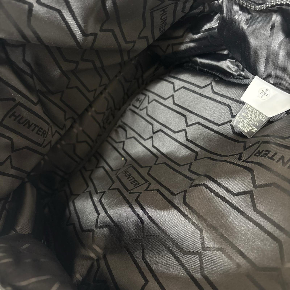 リュック・デイパック ORIGINAL PUFFER BACKPACK 黒 ブラック