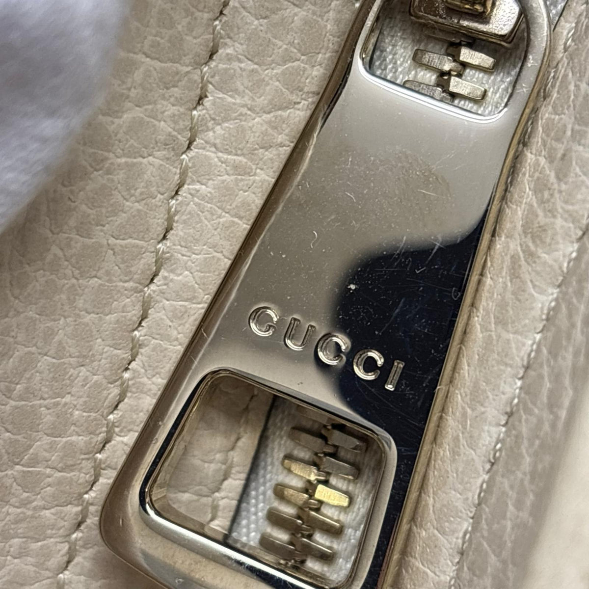 GUCCI/449241/GGｷｬﾝﾊﾞｽ×白ﾚｻﾞｰ/2wayﾊﾞｯｸﾞ 449241 493075