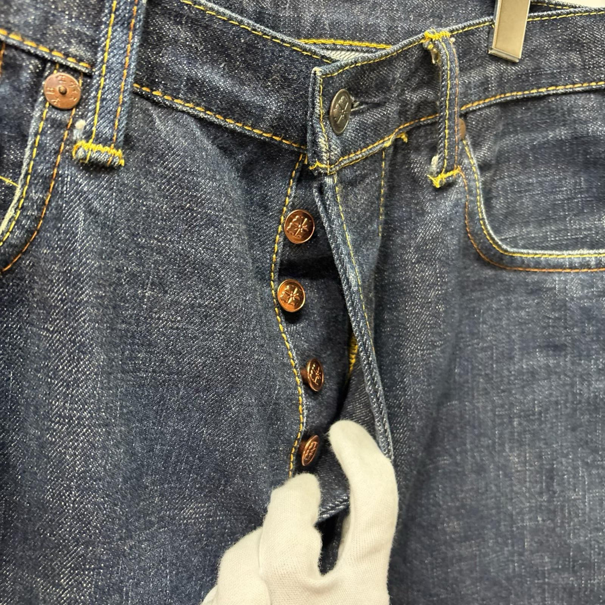 デニムパンツ ｶﾓﾒ×家紋刺繍 ﾃﾞﾆﾑﾊﾟﾝﾂ (W34) 34 ネイビー