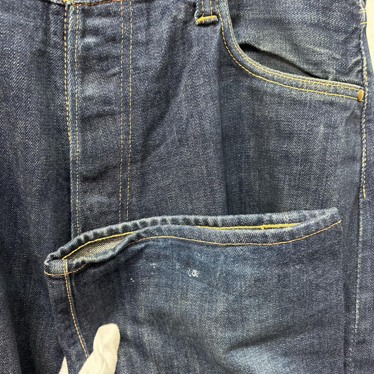 デニムパンツ 塩谷ﾌﾞﾗｻﾞｰｽﾞ ﾋﾞｯｸﾞｶﾓﾒ×家紋 ﾃﾞﾆﾑﾊﾟﾝﾂ (W34) 34 ネイビー