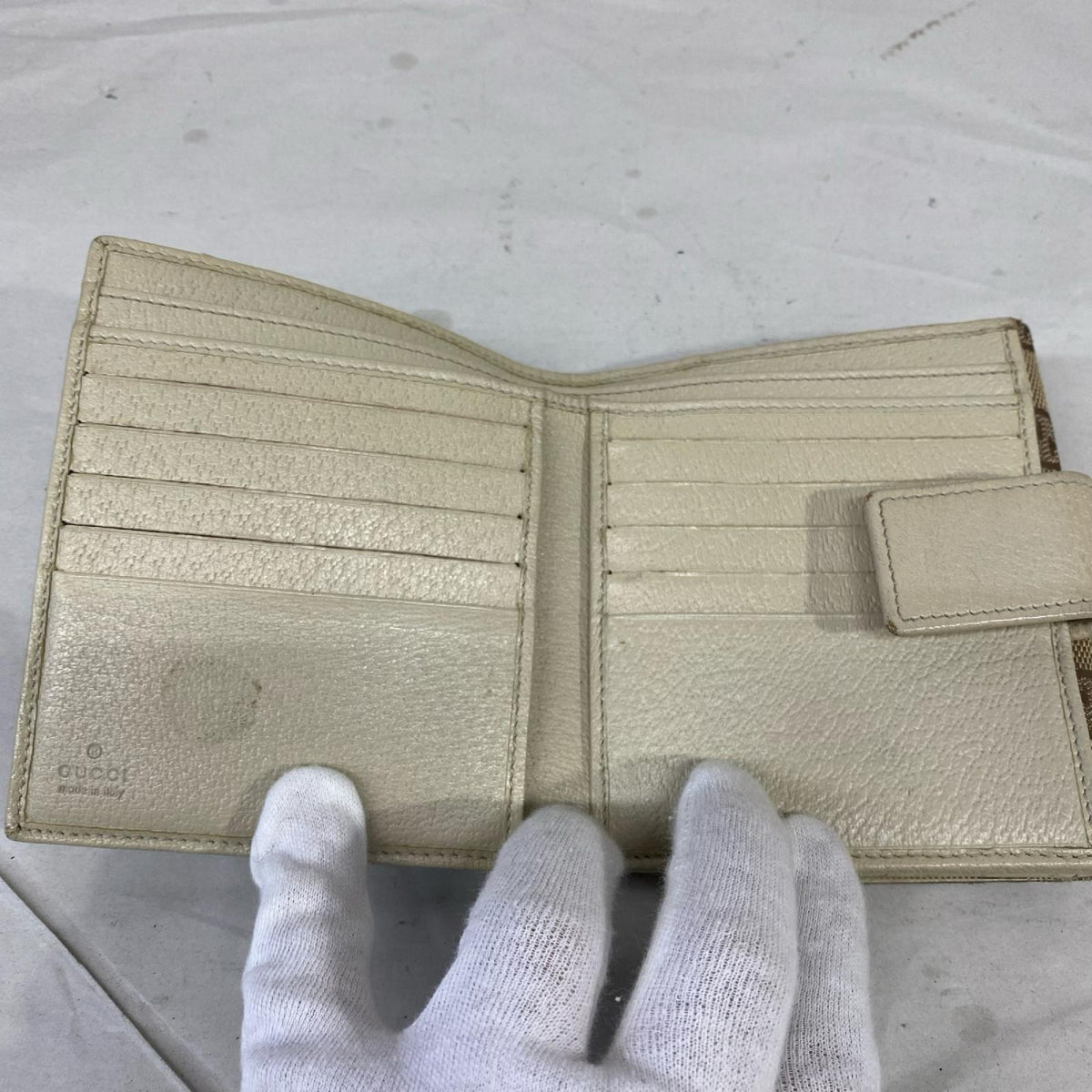 GUCCI/120932/ｺﾝﾊﾟｸﾄｳｫﾚｯﾄ