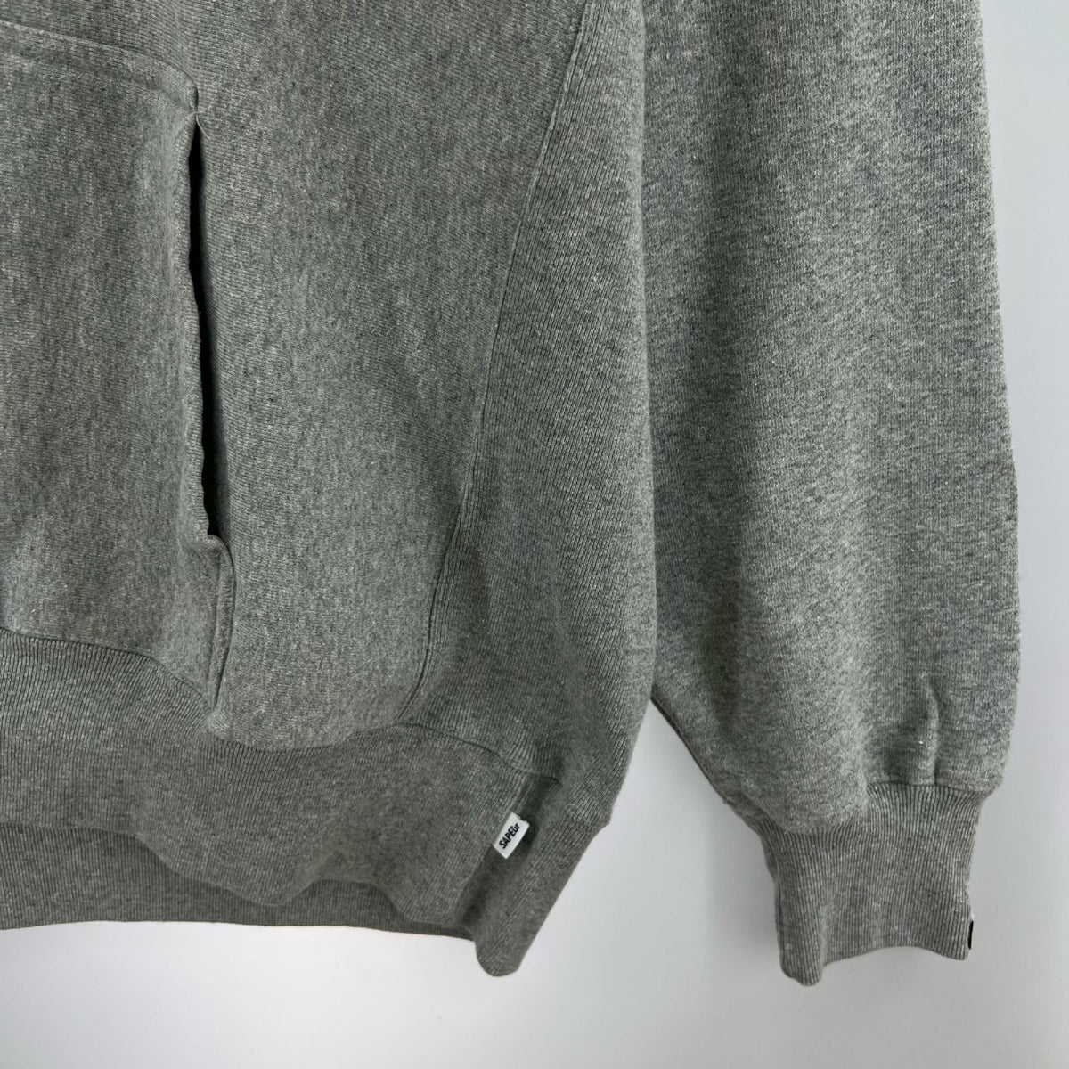 パーカー ﾛｯﾄﾞﾏﾝ ﾊﾞｯｸﾌﾟﾘﾝﾄﾊﾟｰｶｰ ｸﾞﾚｰ (XL) グレー