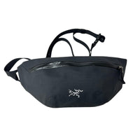 ショルダーバッグ GRANVILLE CROSSBODY ｳｴｽﾄﾊﾞｯｸﾞ ﾅｲﾛﾝ 黒 ブラック