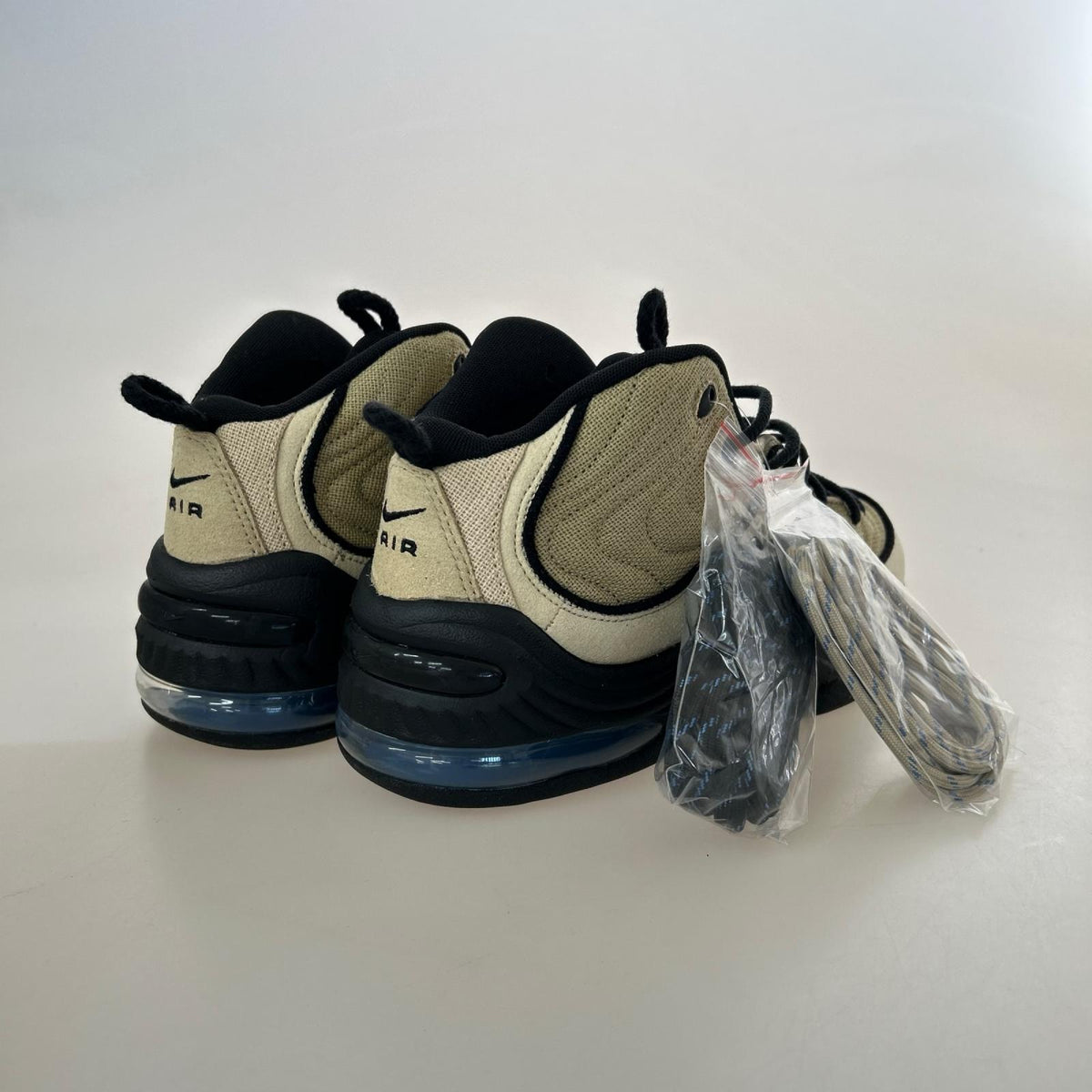 スニーカー ×Stussy Air Penny 2 Stussy Rattan-US10 28cm (US10 UK9 1/2 EU46) ベージュ