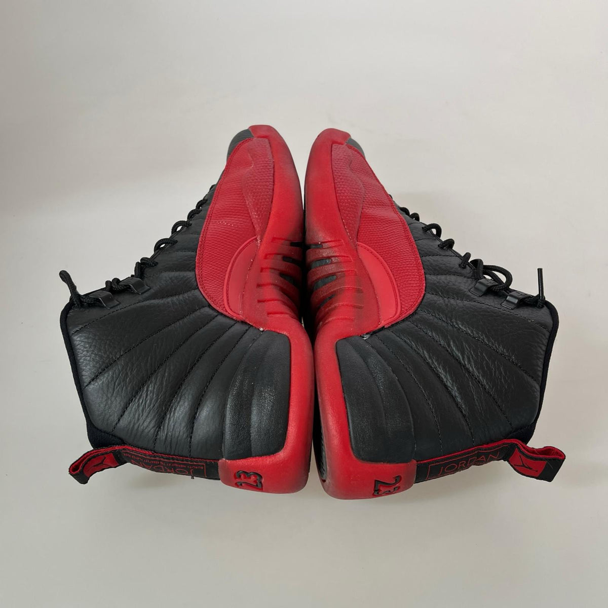 スニーカー AIR JORDAN 12 RETRO FLU (28.5cm) 28.5cm (US10 1/2 UK10 EU47) ブラック