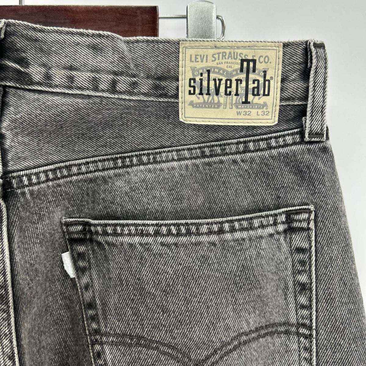 デニムパンツ Silver Tab LOOSE ﾌﾞﾗｯｸﾃﾞﾆﾑ 32 ブラック