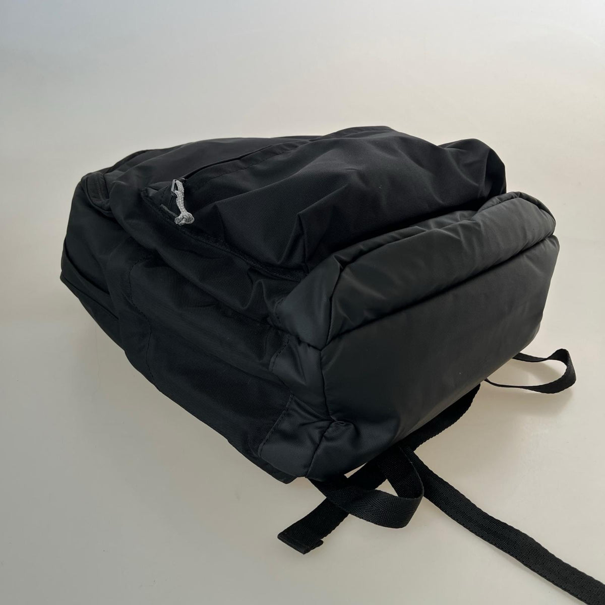リュック・デイパック M daypack ブラック