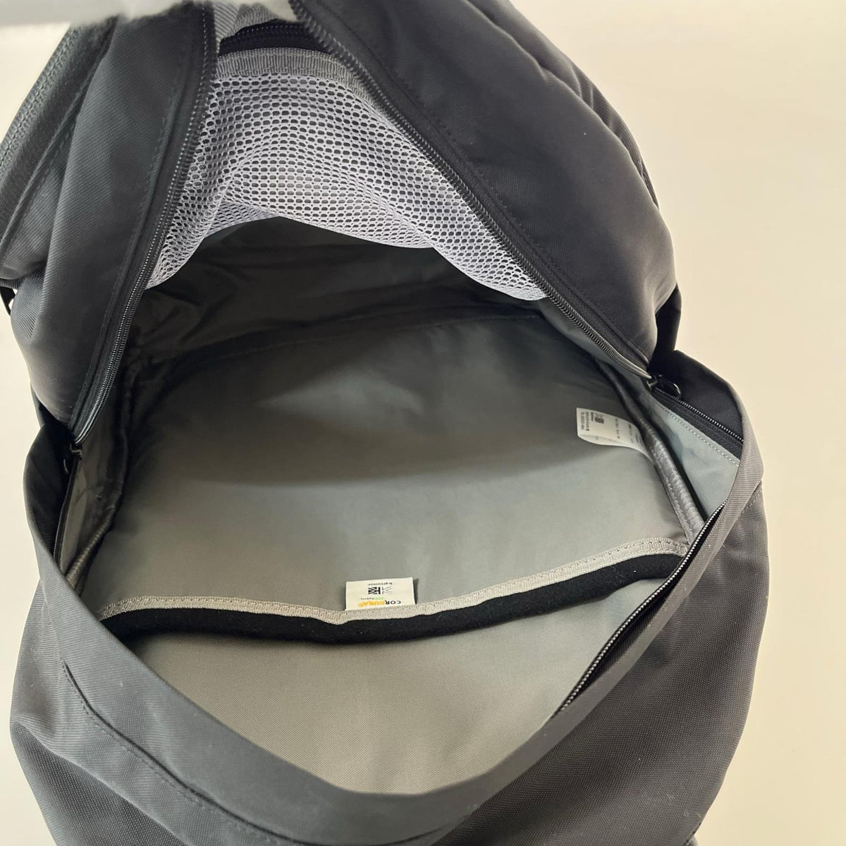 リュック・デイパック M daypack ブラック